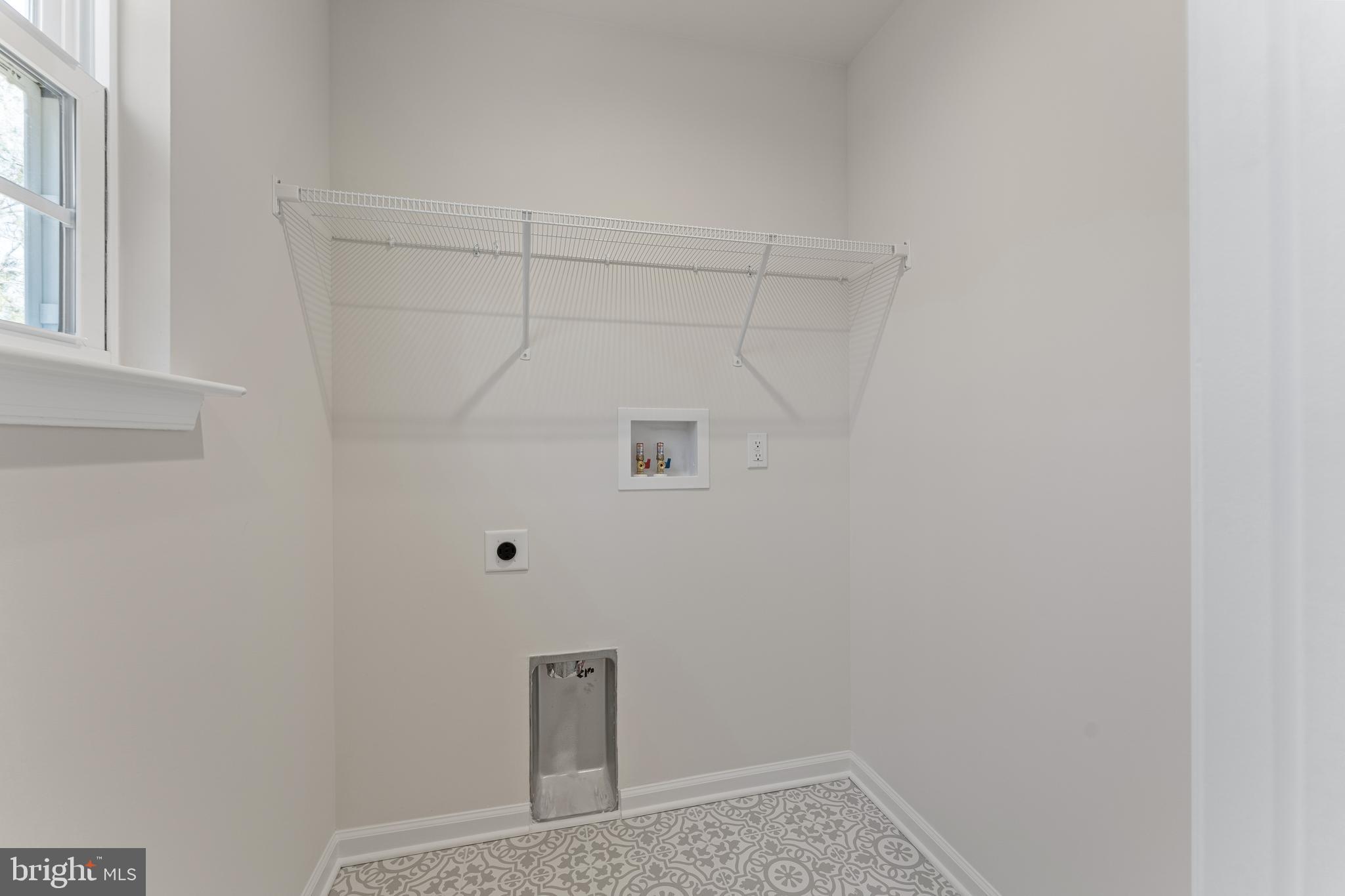 SHERWOOD FOREST - Residential