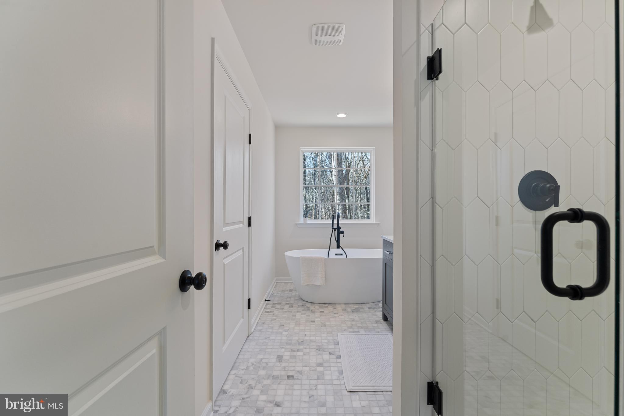 SHERWOOD FOREST - Residential