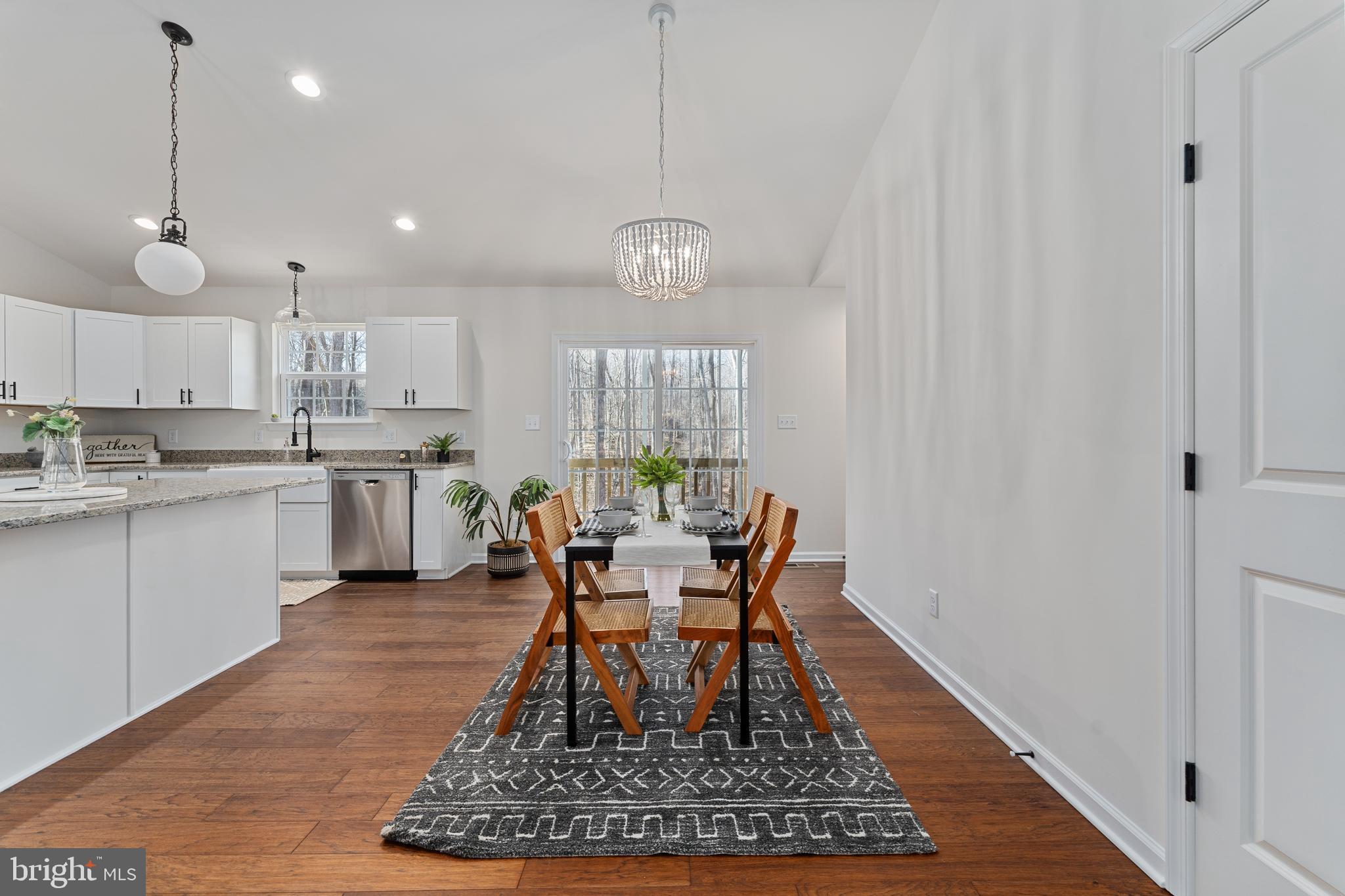 SHERWOOD FOREST - Residential