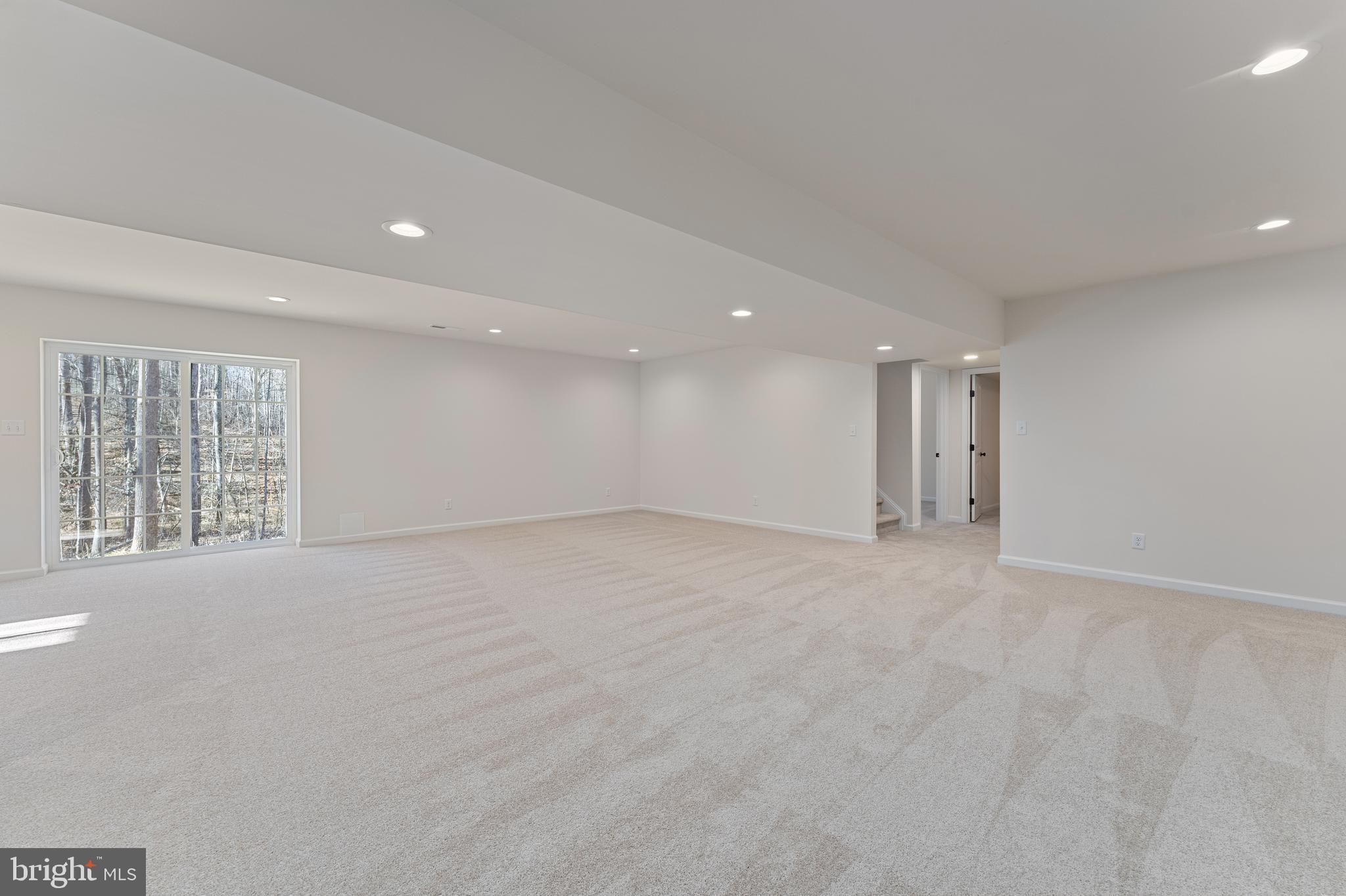 SHERWOOD FOREST - Residential