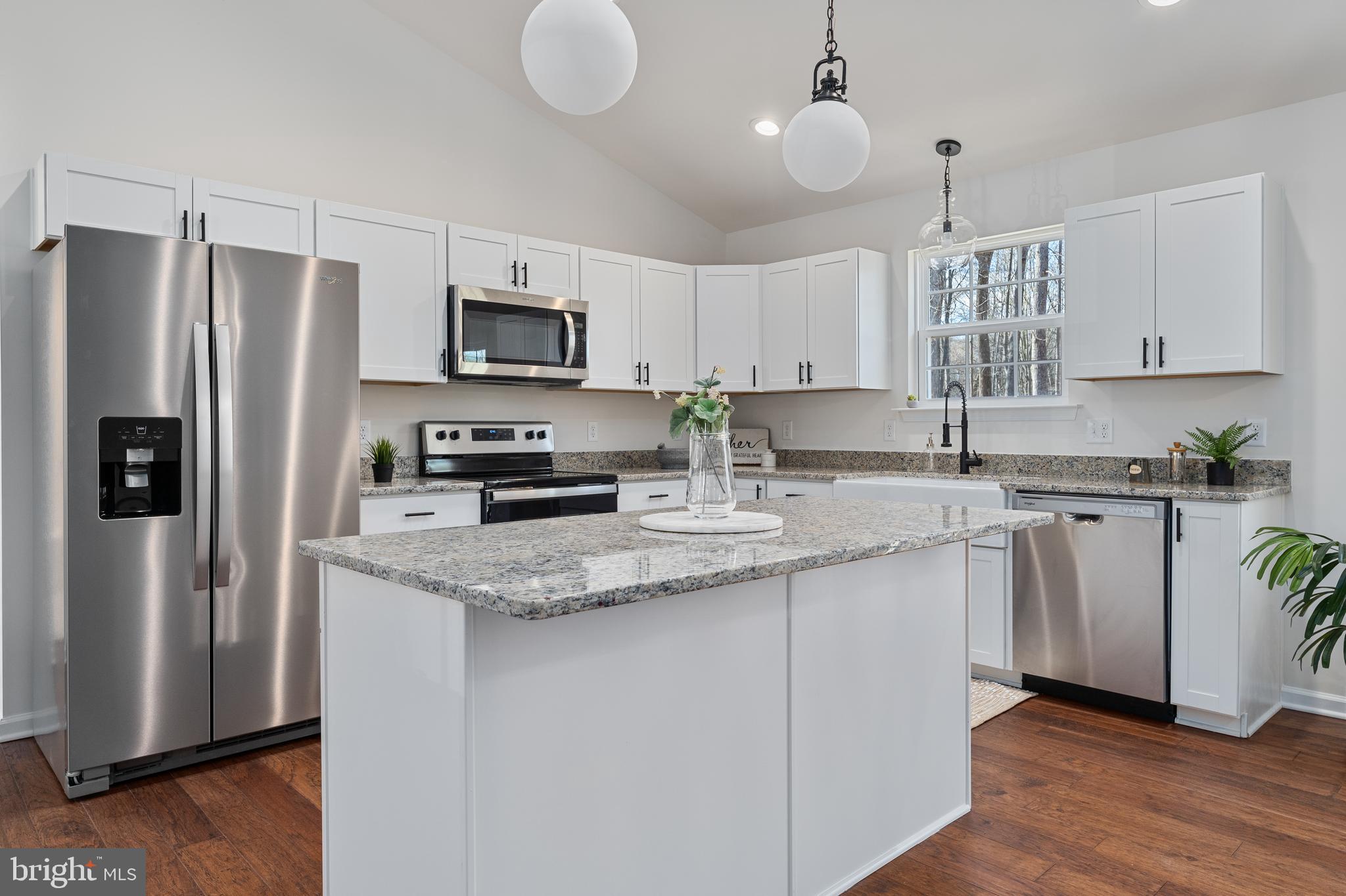 SHERWOOD FOREST - Residential