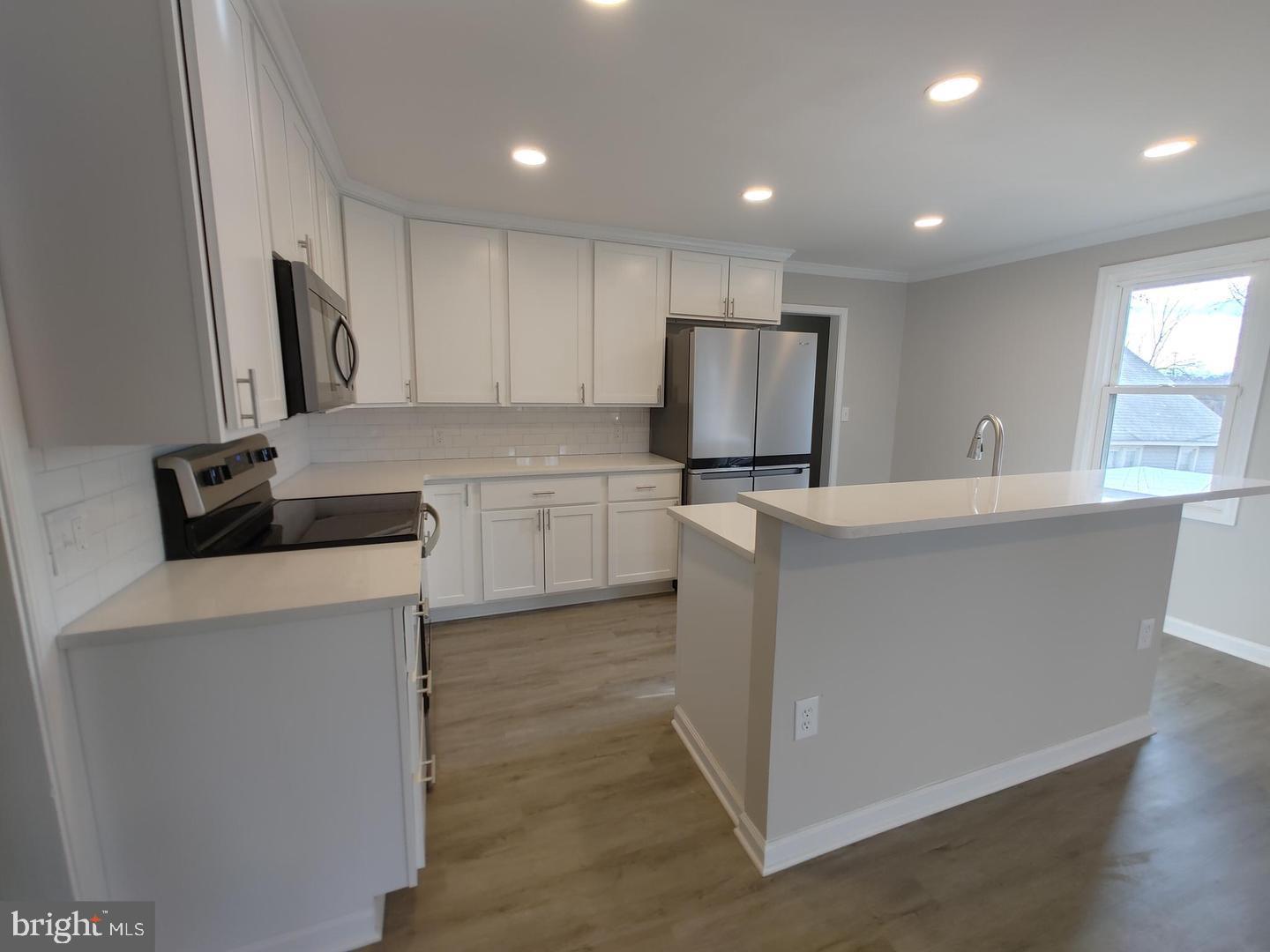 4427 ANNAPOLIS ROAD
