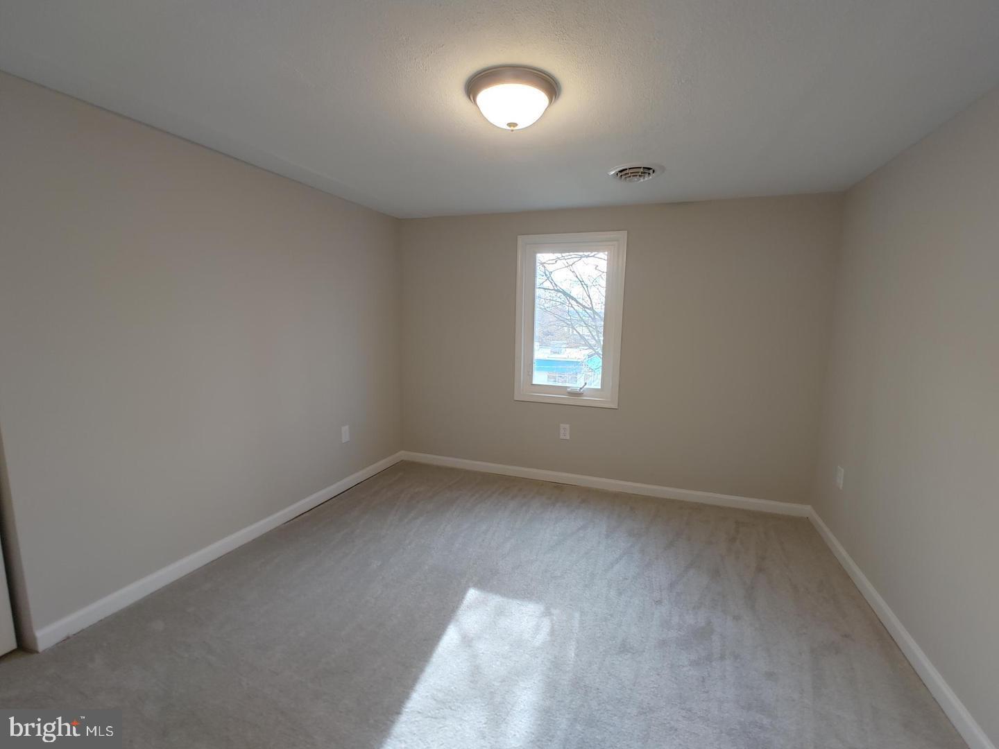 BALTIMORE HIGHLANDS - Residential