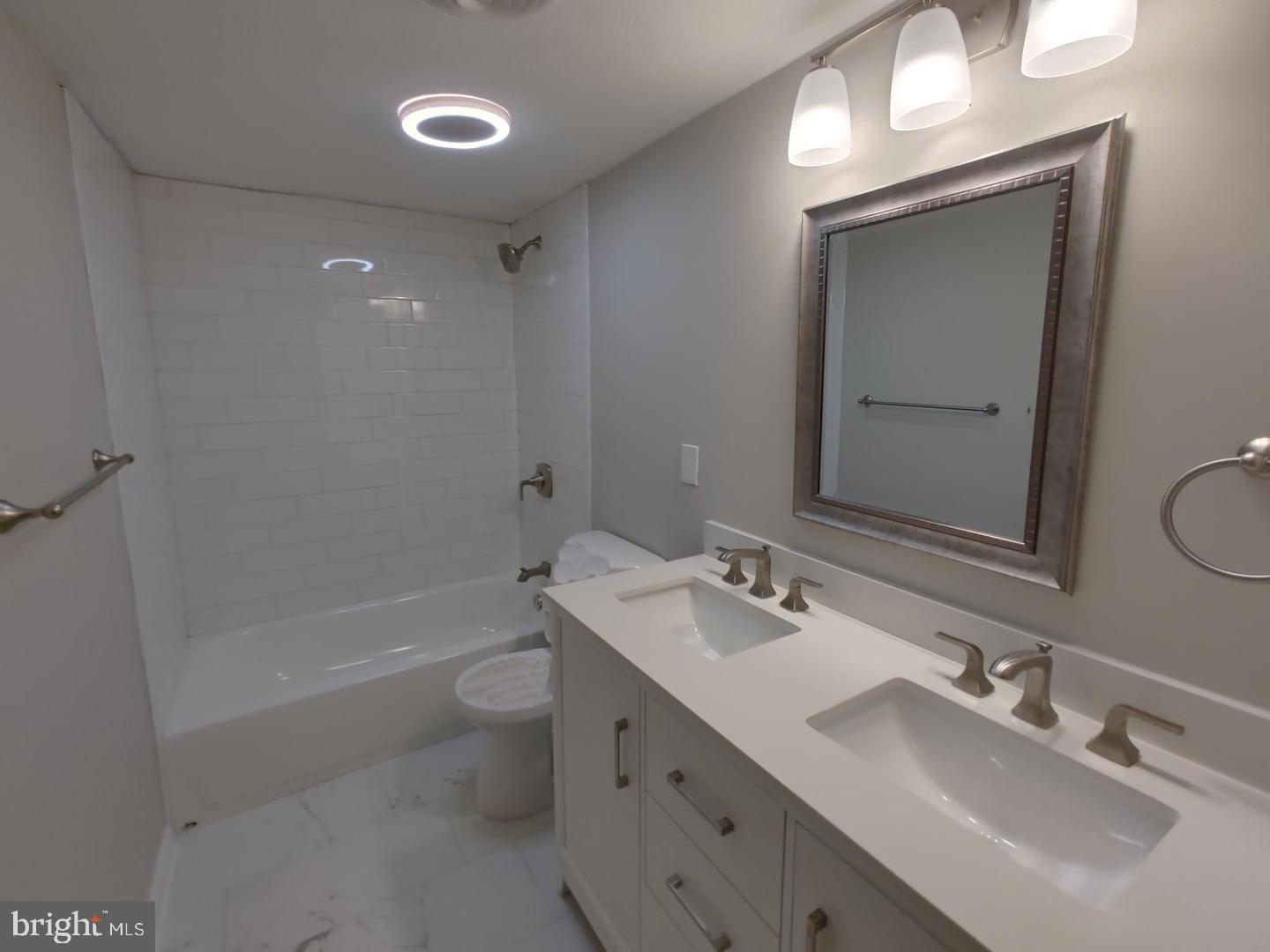 BALTIMORE HIGHLANDS - Residential