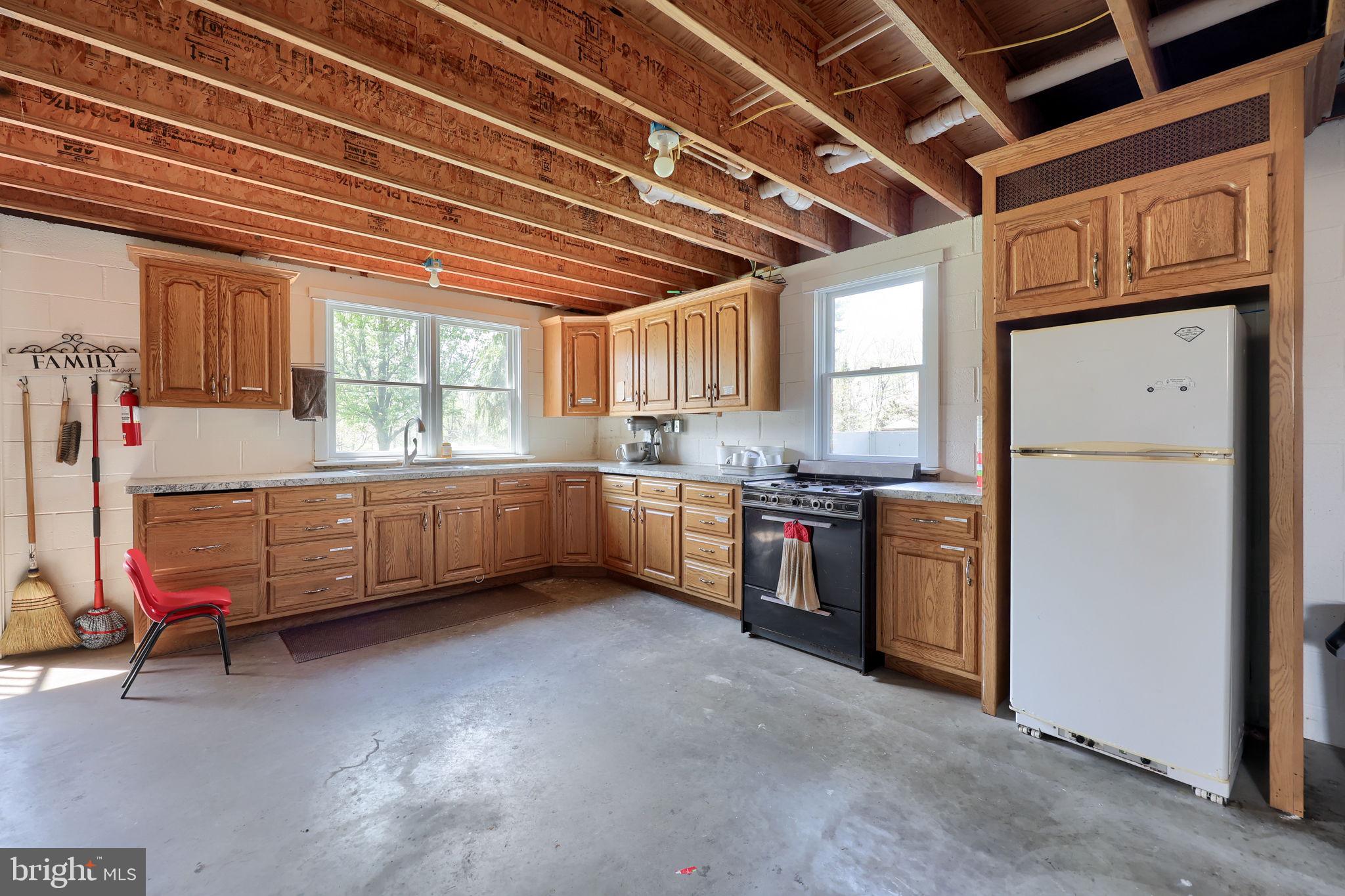 SALISBURY TWP - Residential