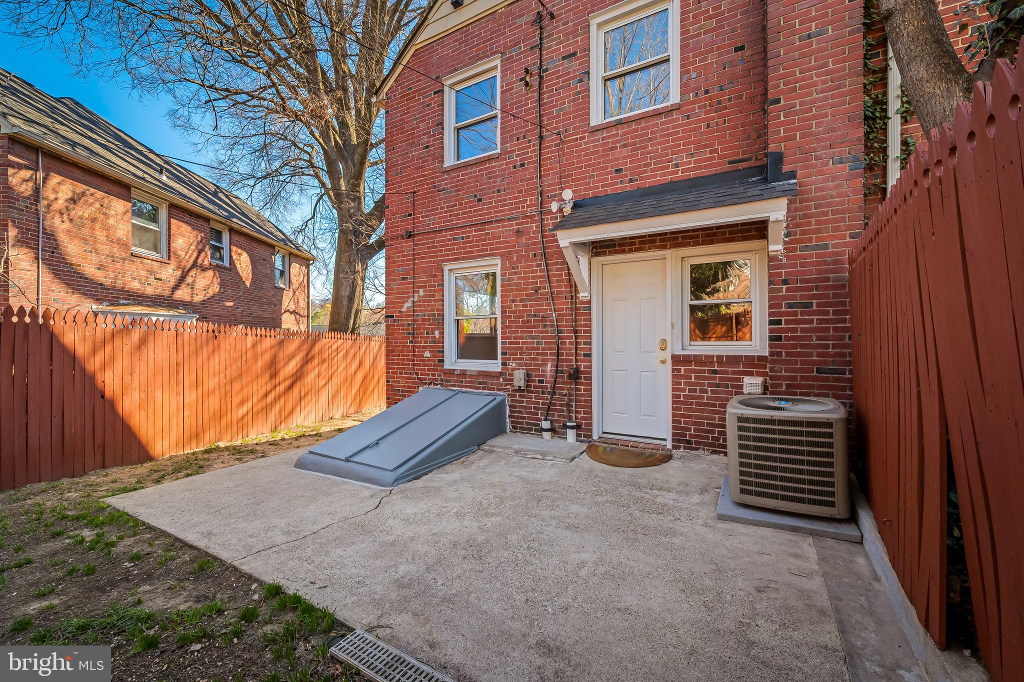 EDNOR GARDENS HISTORIC DISTRICT - Residential