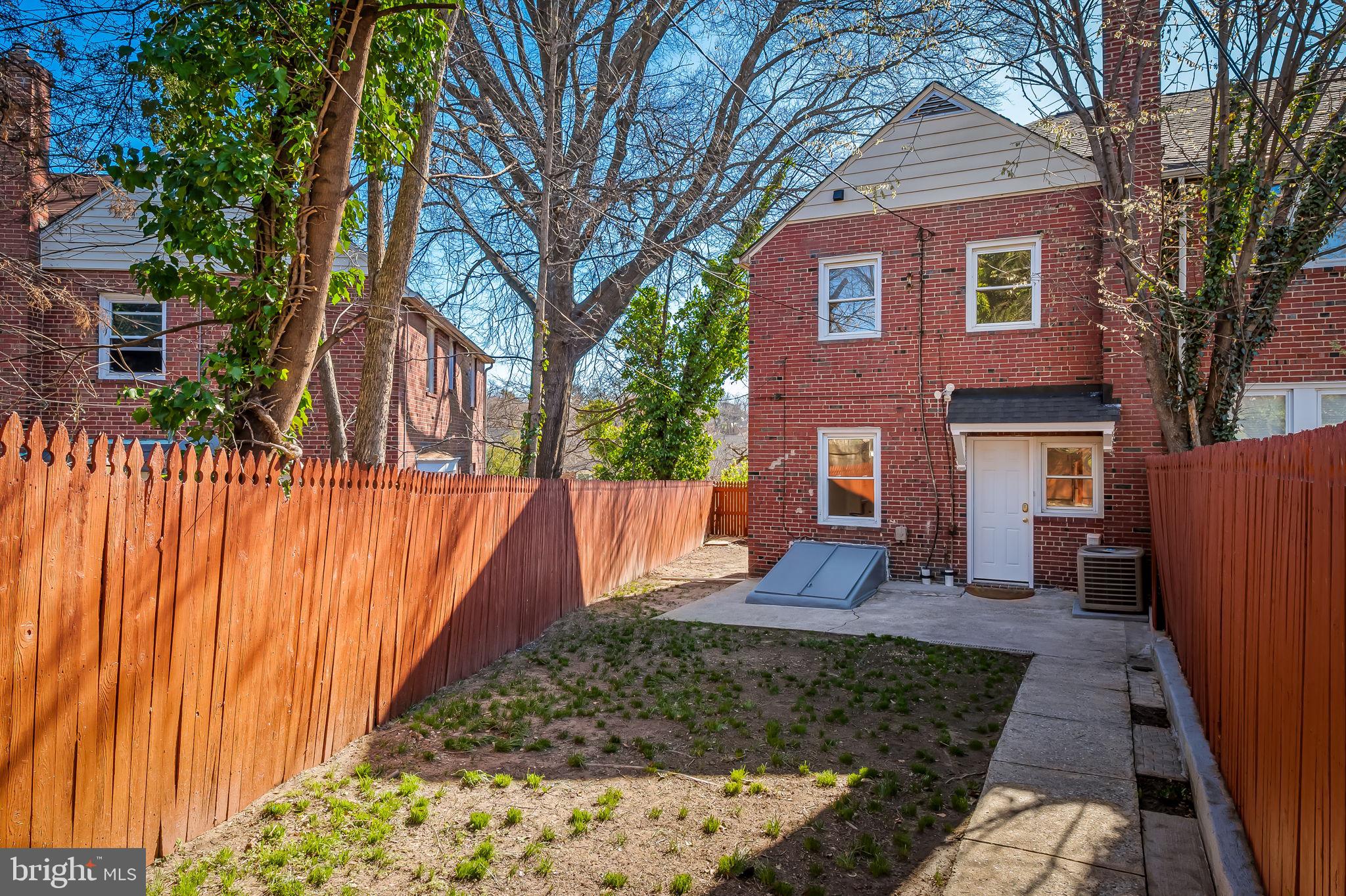 EDNOR GARDENS HISTORIC DISTRICT - Residential