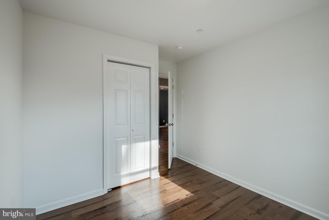 PAROLE HEIGHTS - Residential