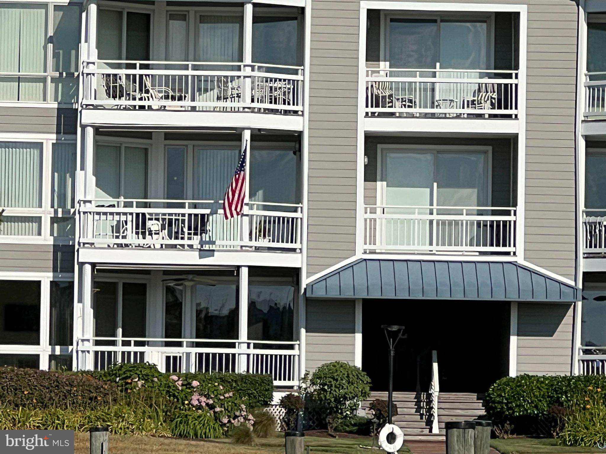 214 OYSTER COVE DRIVE