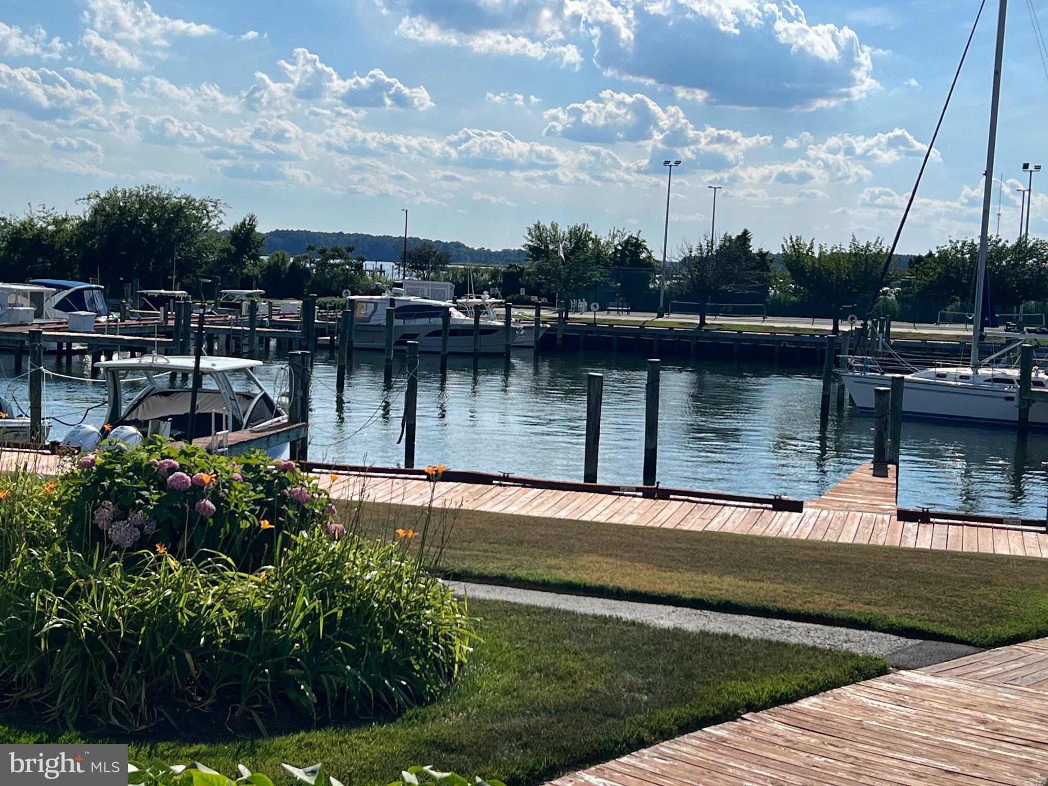 214 OYSTER COVE DRIVE