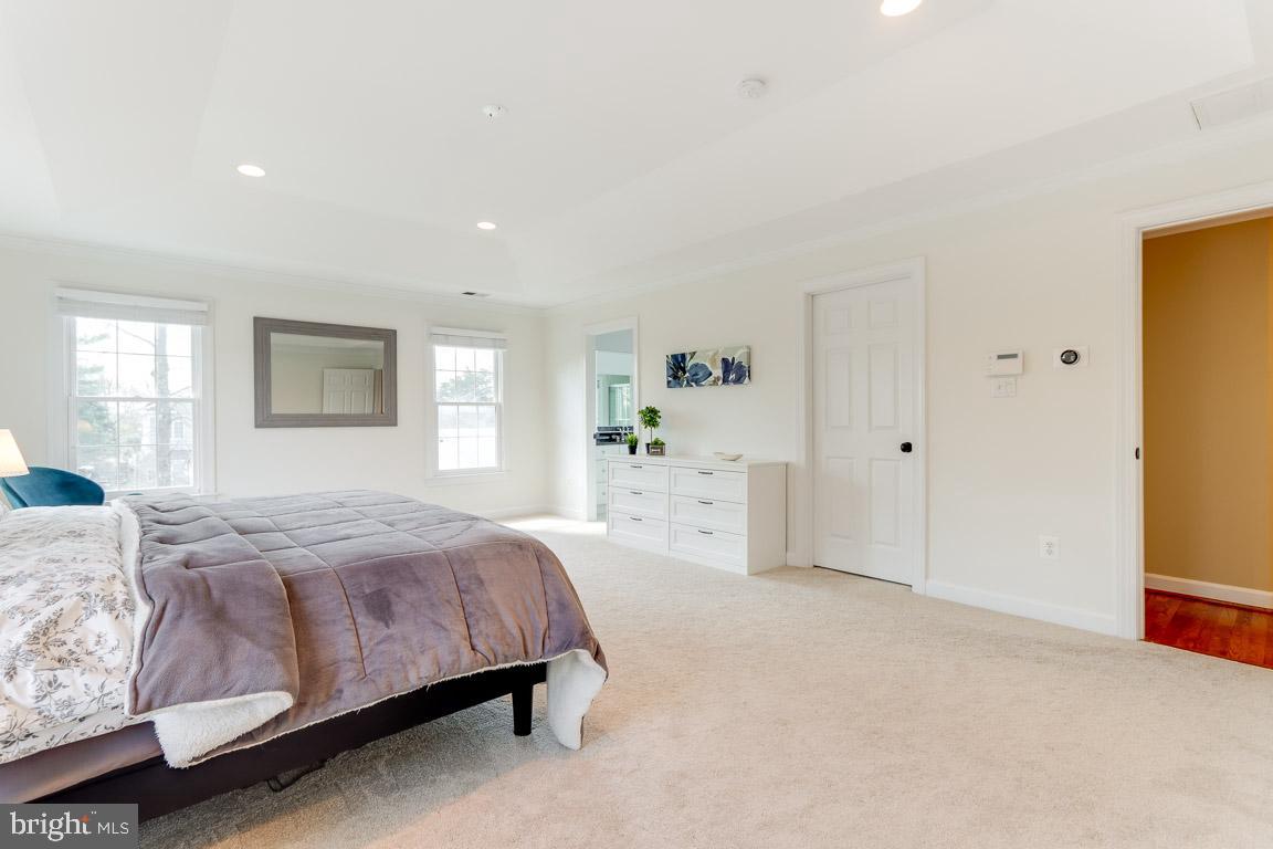 AYRLAWN - Residential