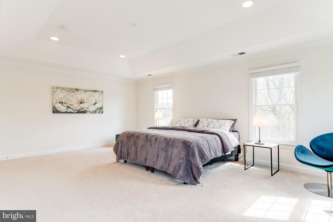 AYRLAWN - Residential