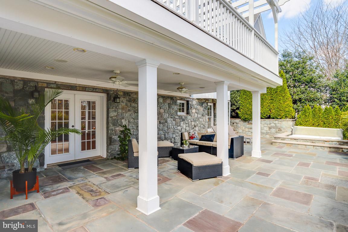 AYRLAWN - Residential