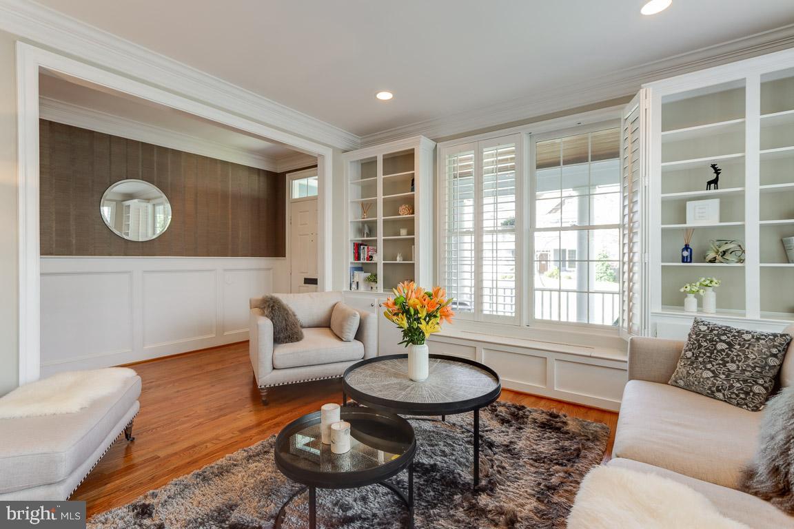 AYRLAWN - Residential