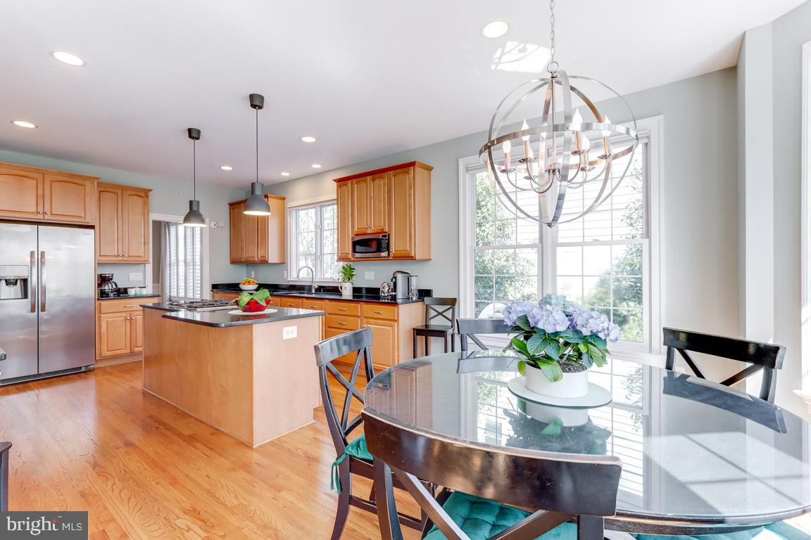 AYRLAWN - Residential