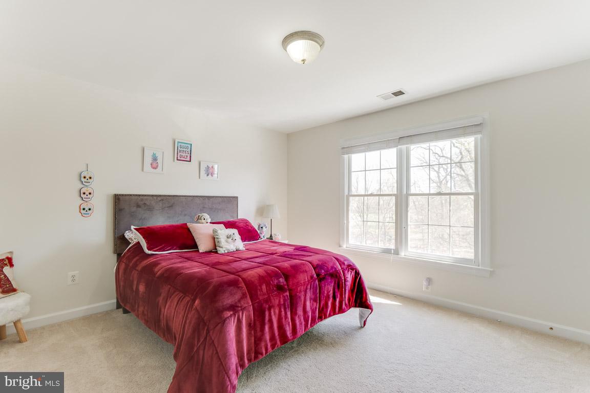 AYRLAWN - Residential