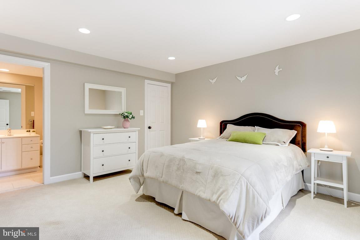 AYRLAWN - Residential