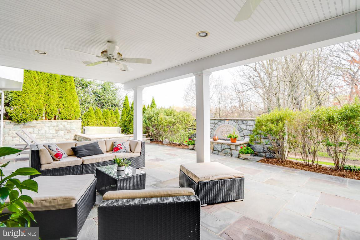 AYRLAWN - Residential