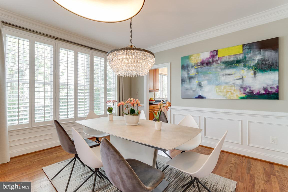 AYRLAWN - Residential