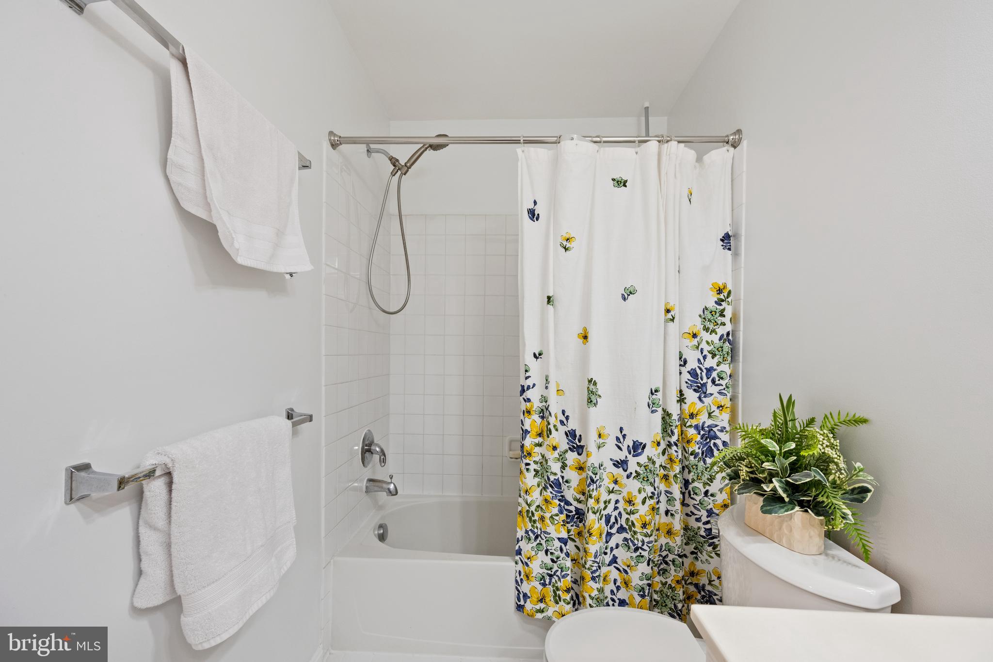 FAIR CREST - Residential