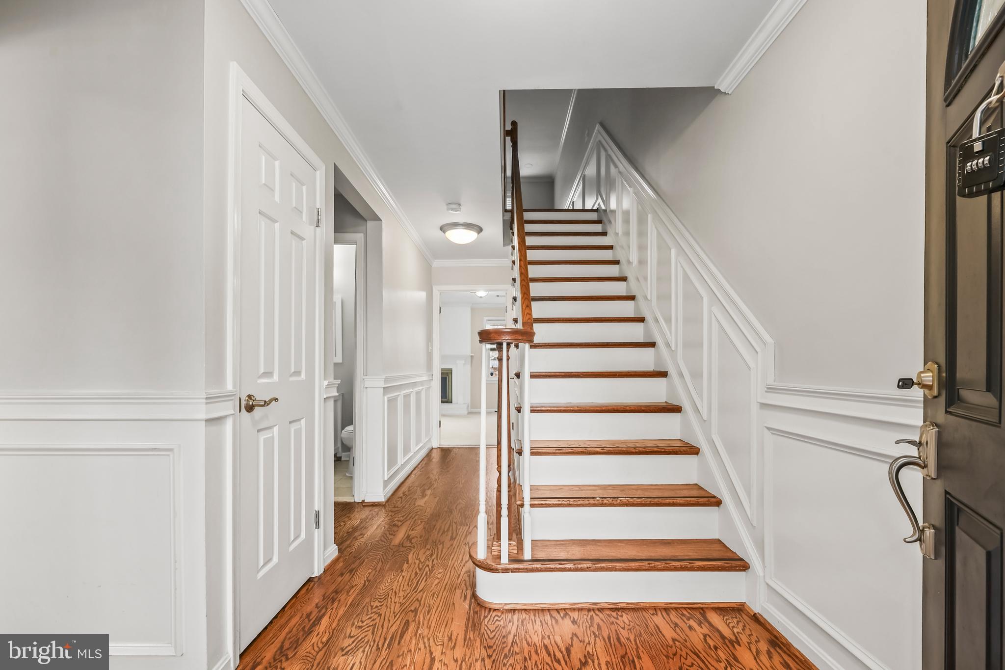 1104 N VERMONT STREET