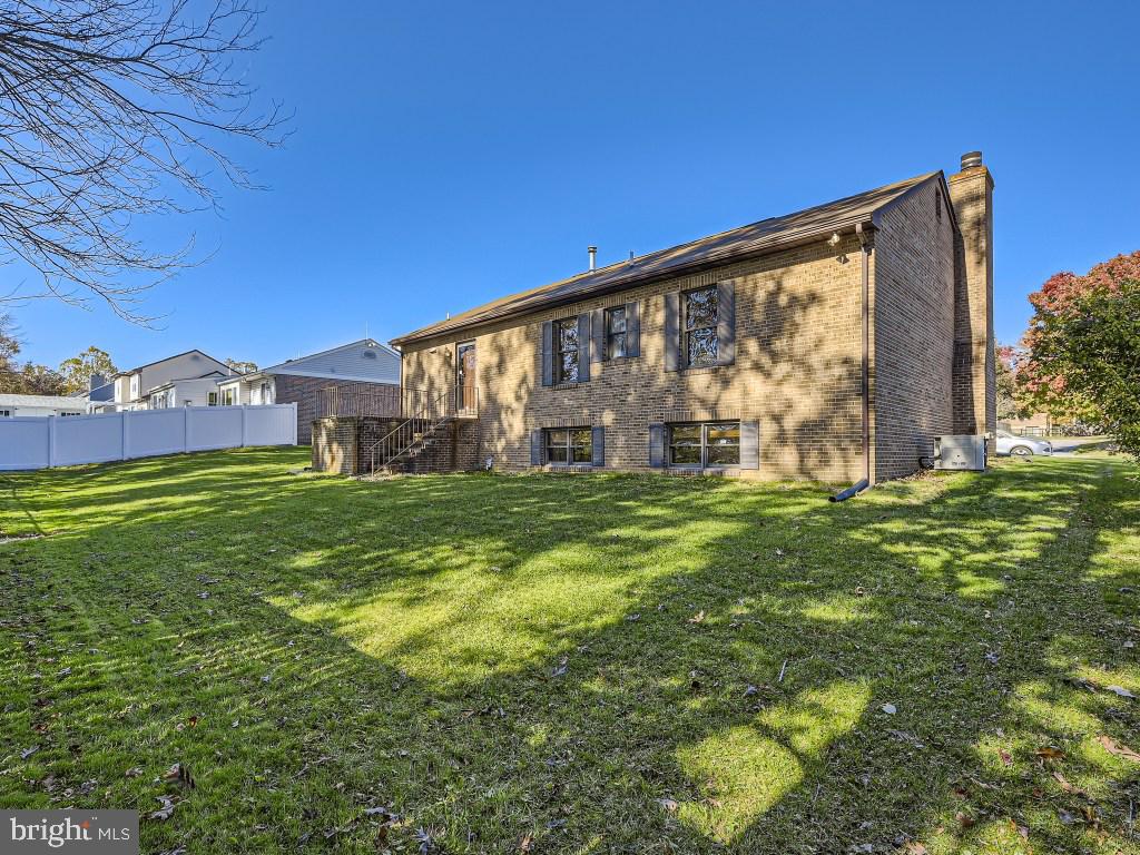 PERRING WOODS COURT - Residential