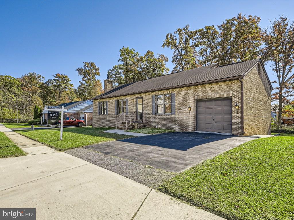 PERRING WOODS COURT - Residential