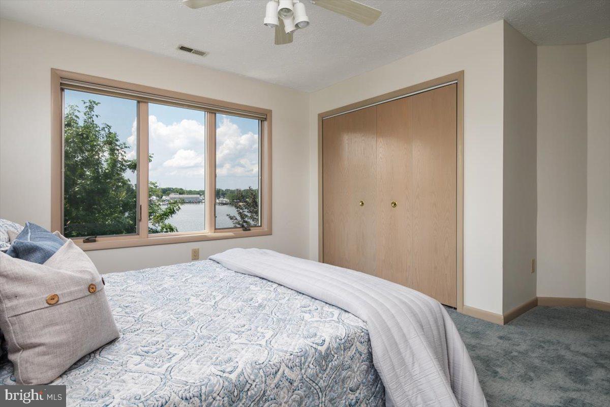 VENTNOR - Residential