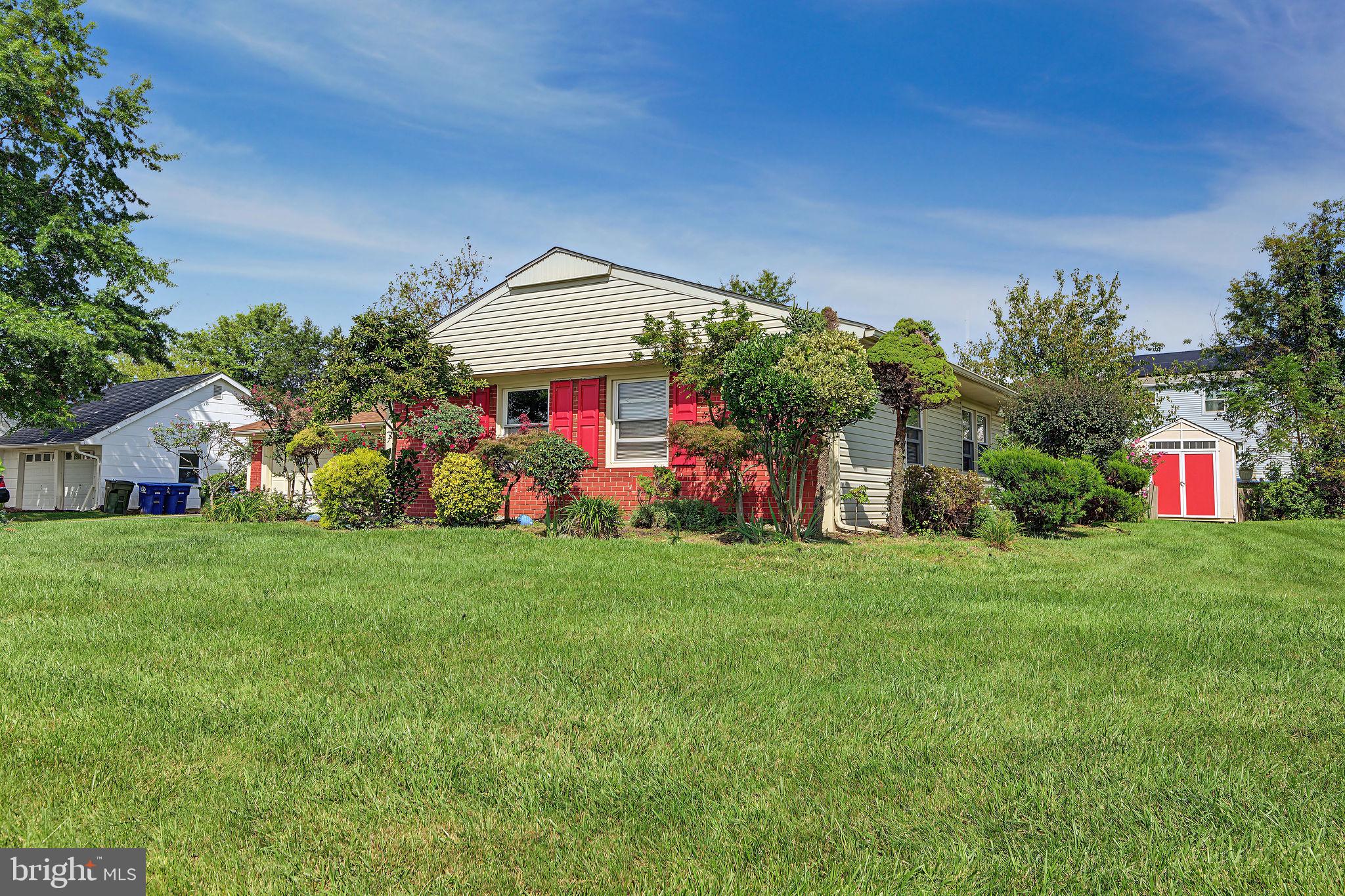 119 COUNTRY CLUB ROAD