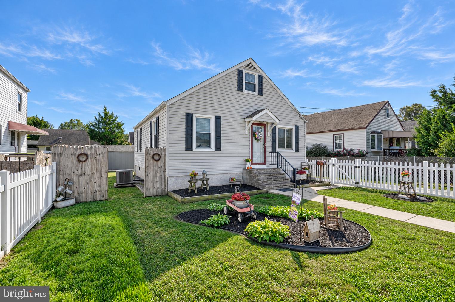 969 WOODLYNN ROAD