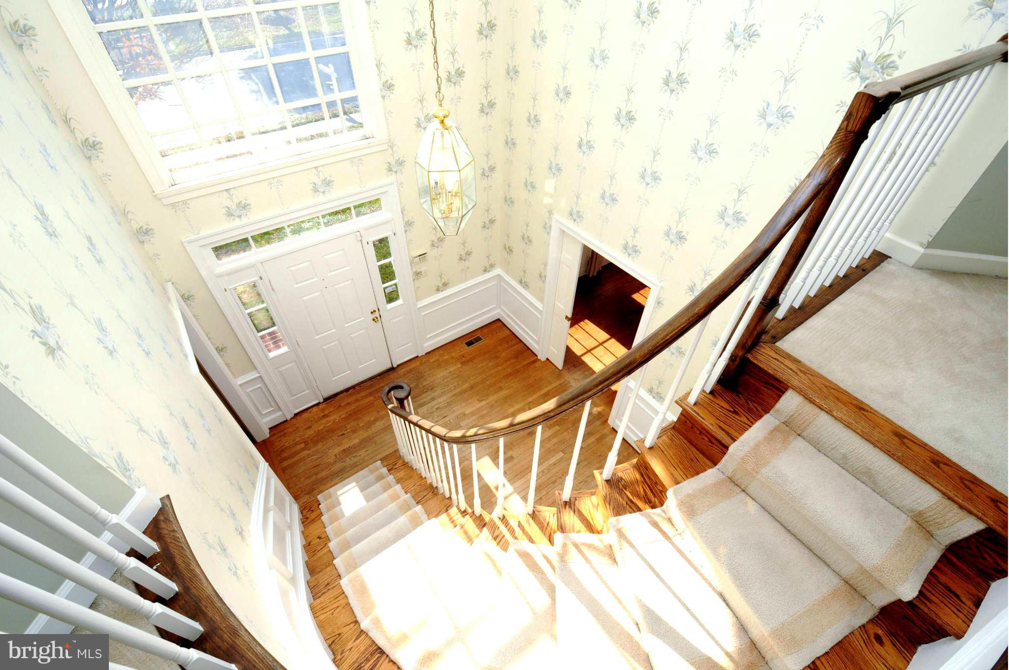 ASHBURN VILLAGE - Residential Lease