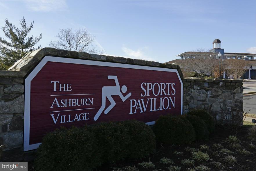 ASHBURN VILLAGE - Residential Lease