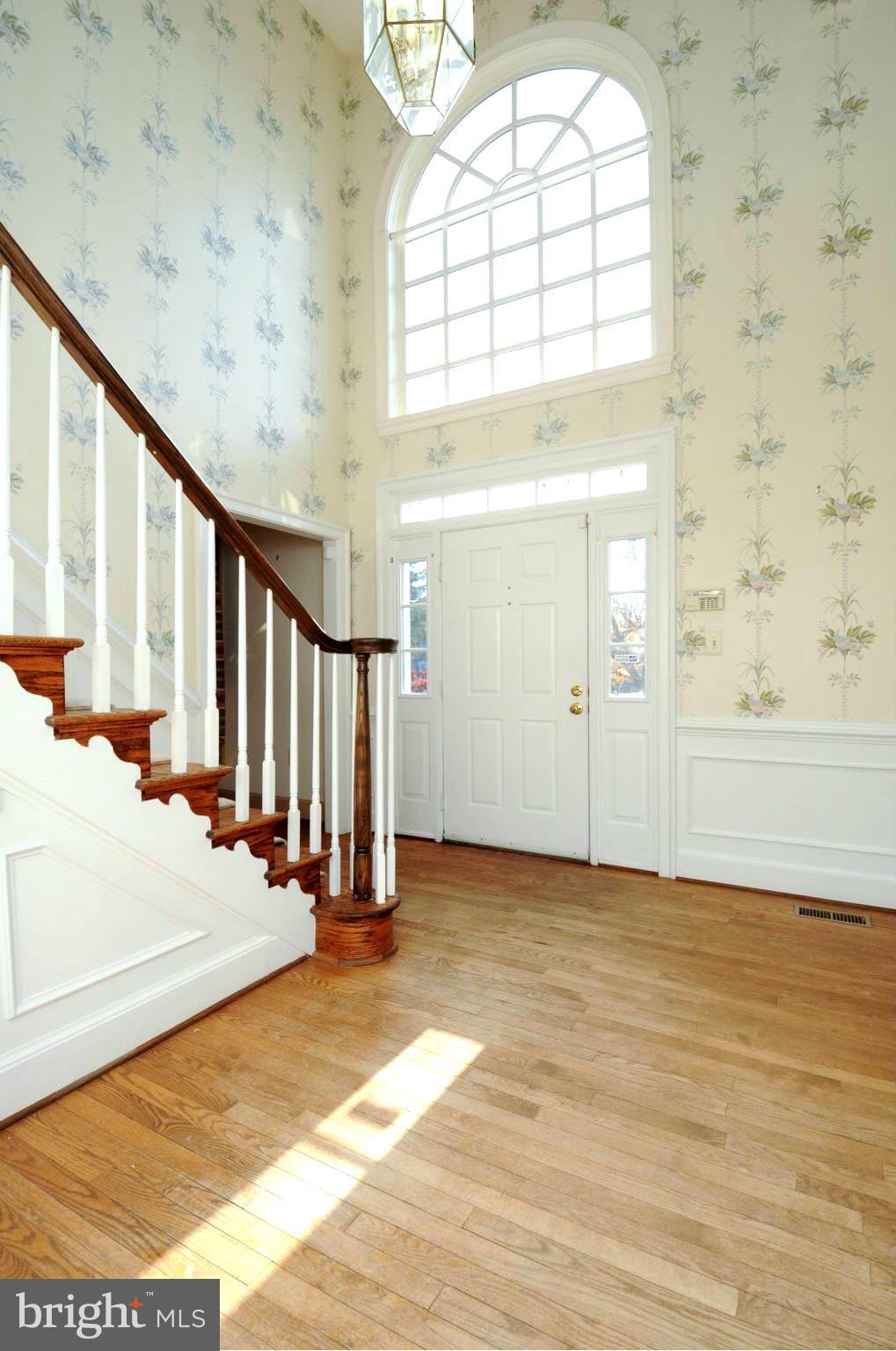 ASHBURN VILLAGE - Residential Lease