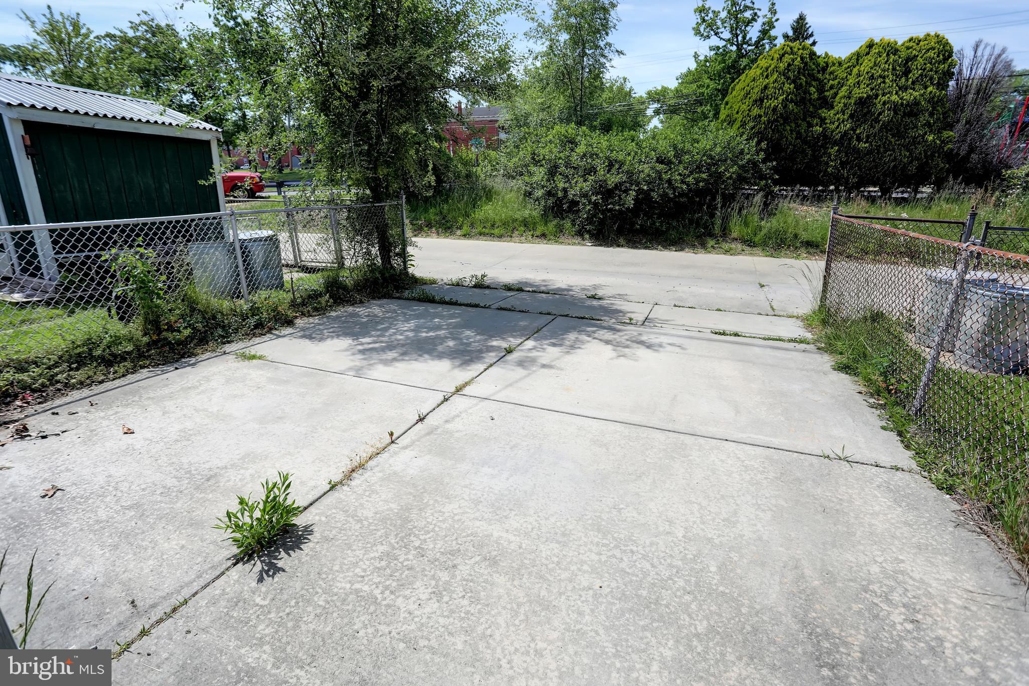 RIDGELEIGH - Residential Lease