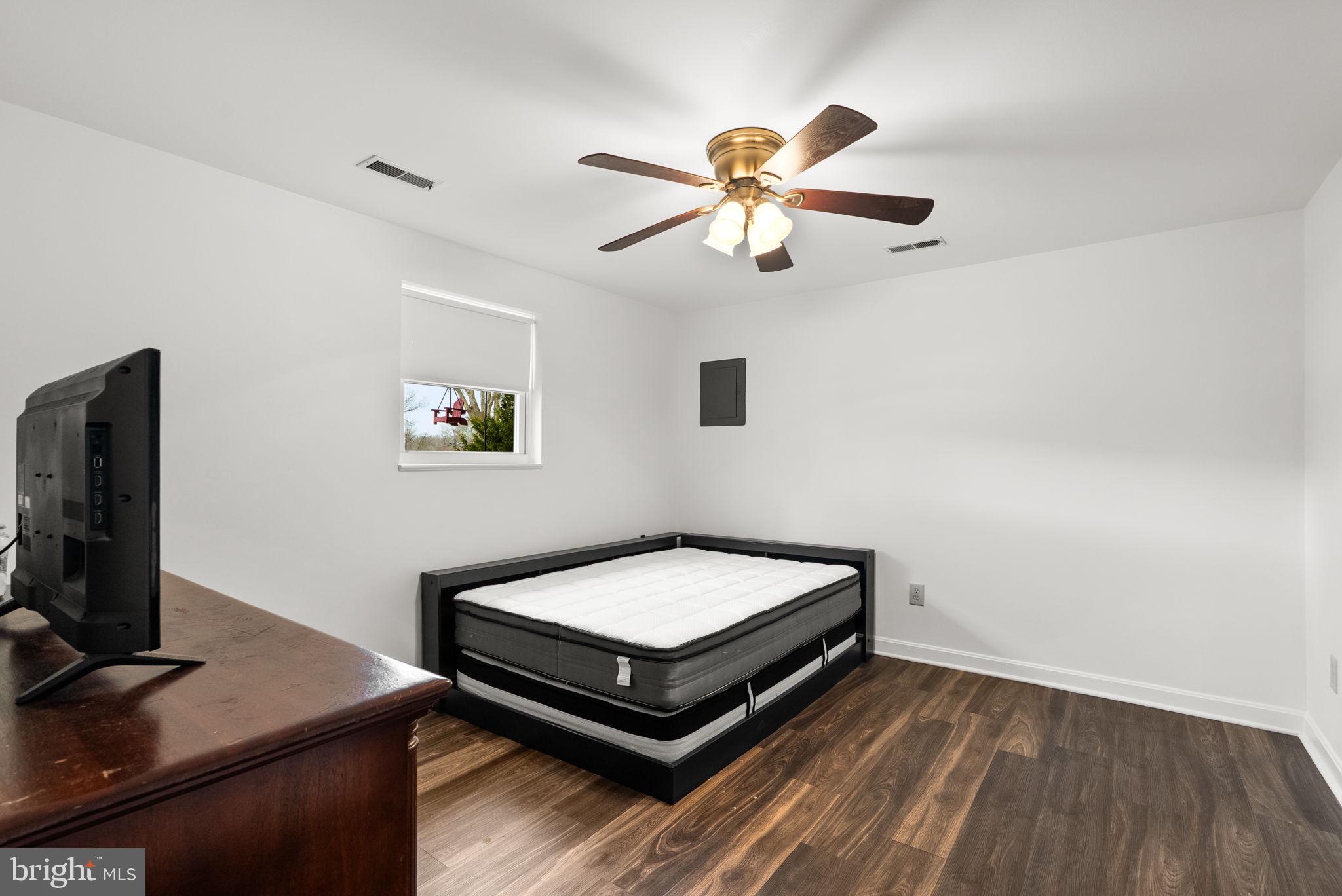 MYERS ESTATES - Residential