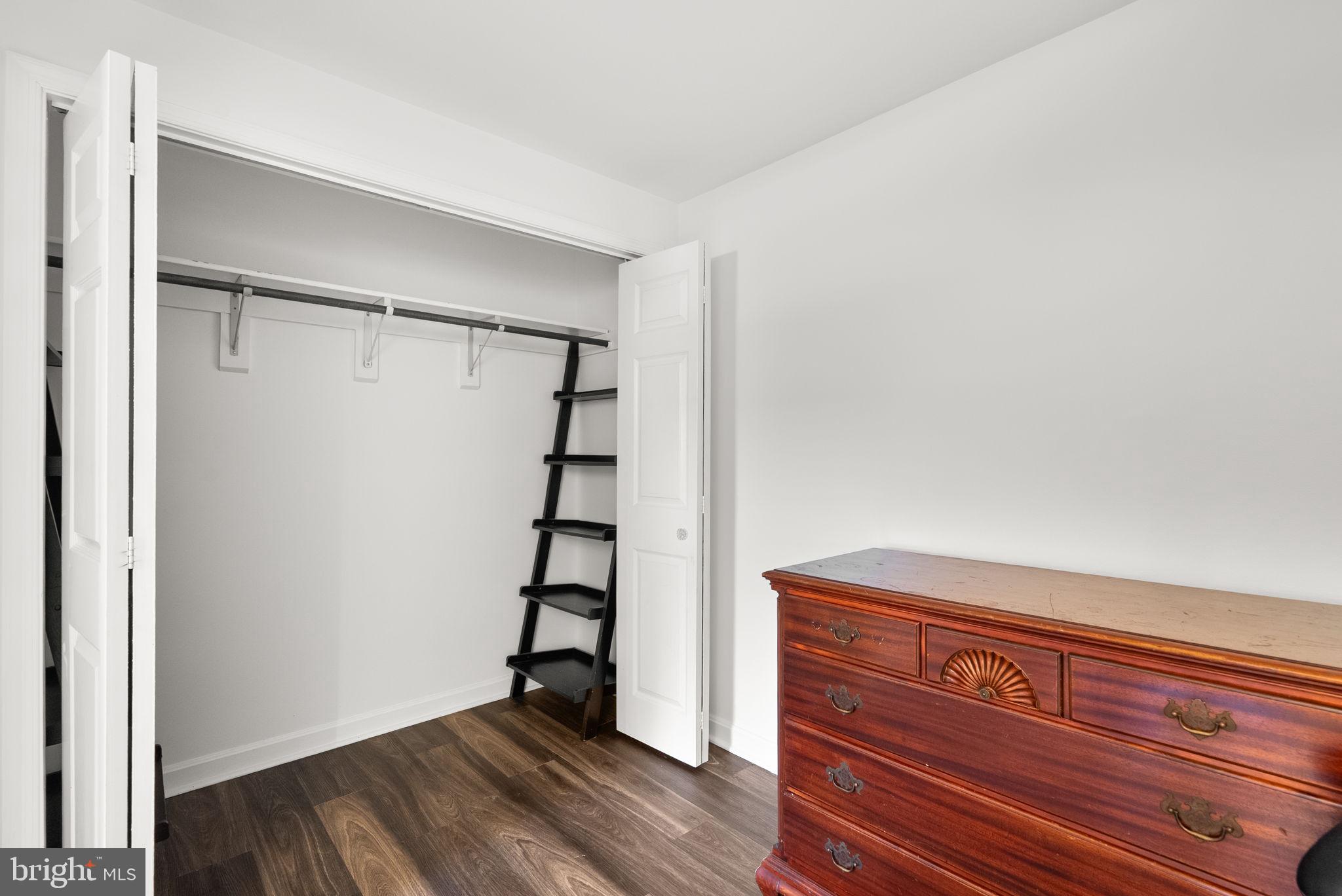 MYERS ESTATES - Residential