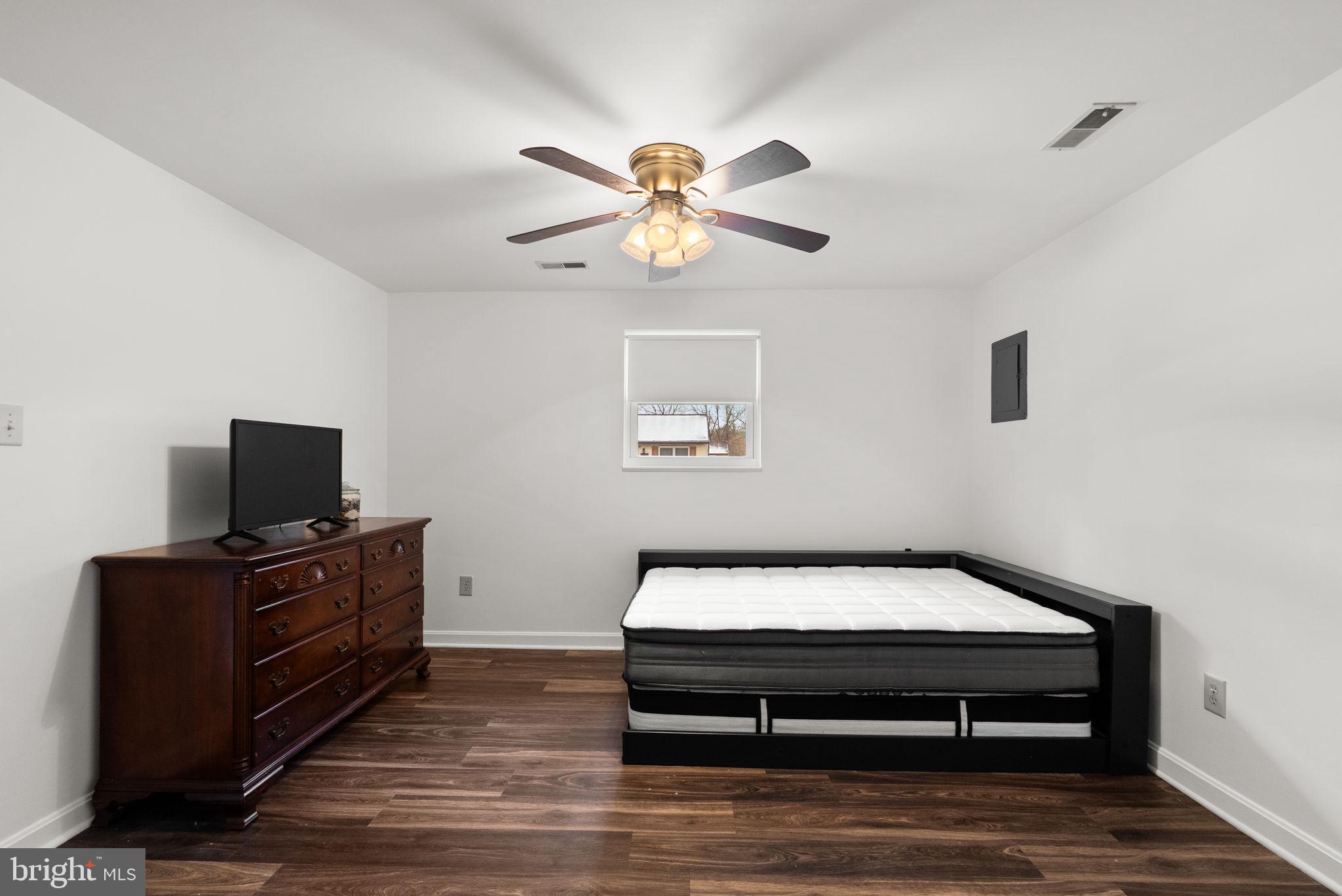 MYERS ESTATES - Residential