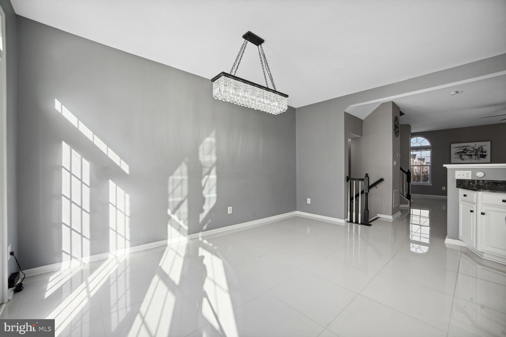 POTOMAC CLUB - Residential Lease