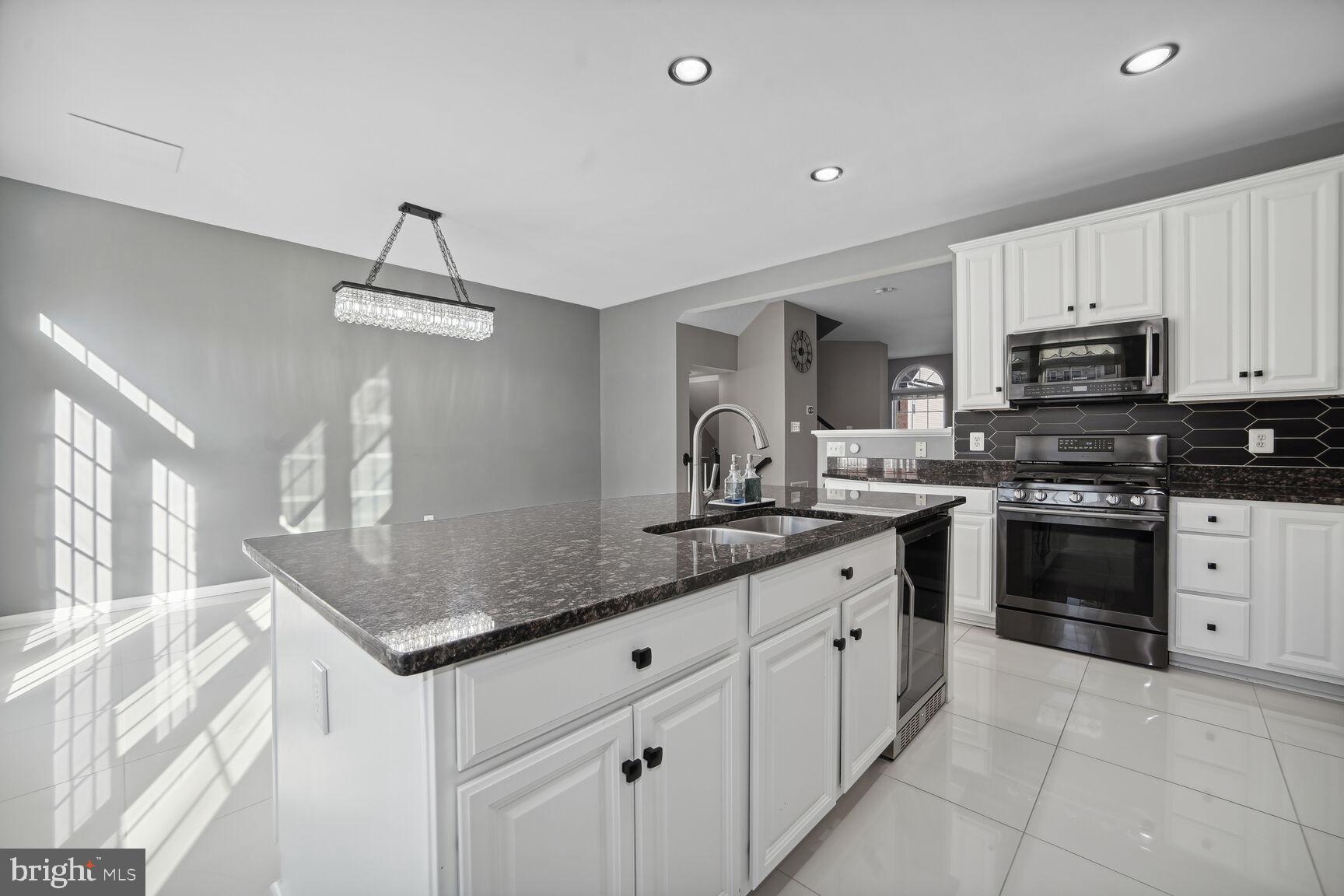 POTOMAC CLUB - Residential Lease