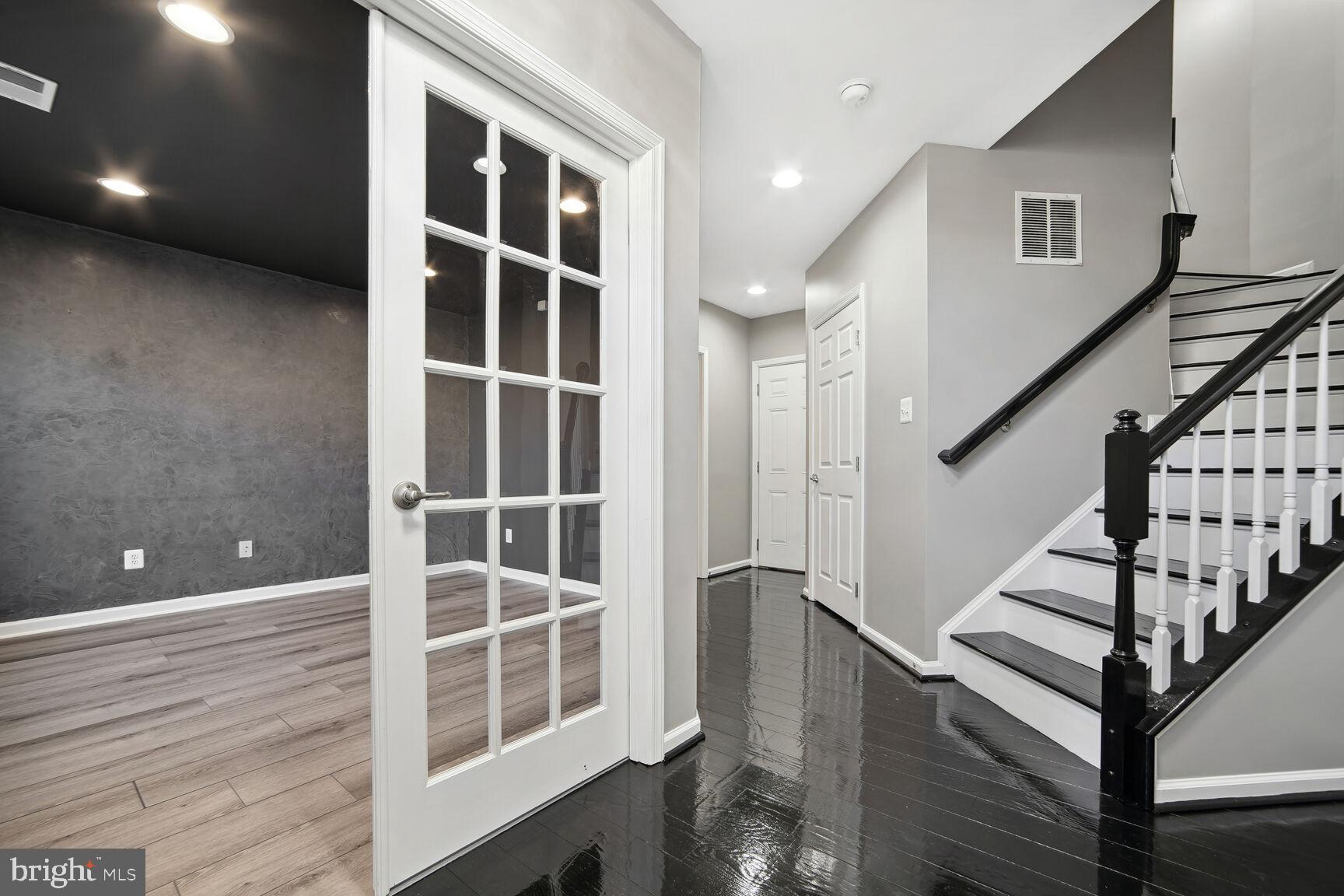 POTOMAC CLUB - Residential Lease