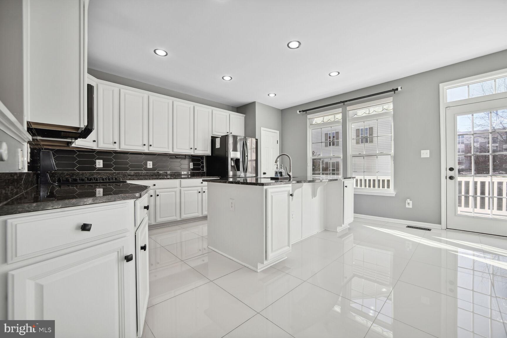 POTOMAC CLUB - Residential Lease