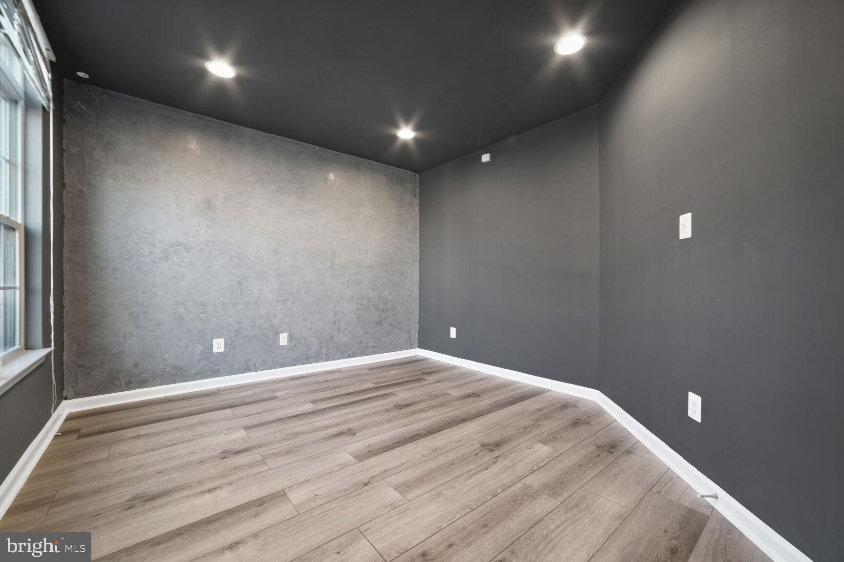 POTOMAC CLUB - Residential Lease