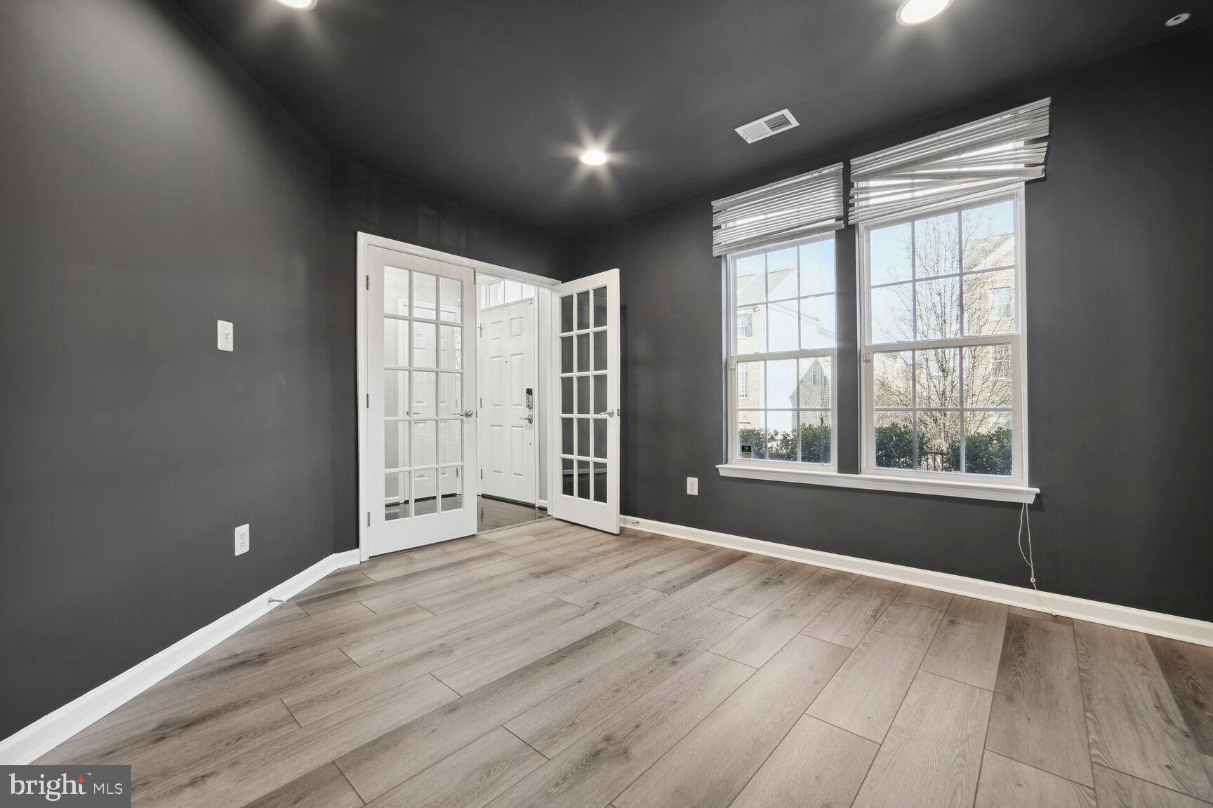 POTOMAC CLUB - Residential Lease