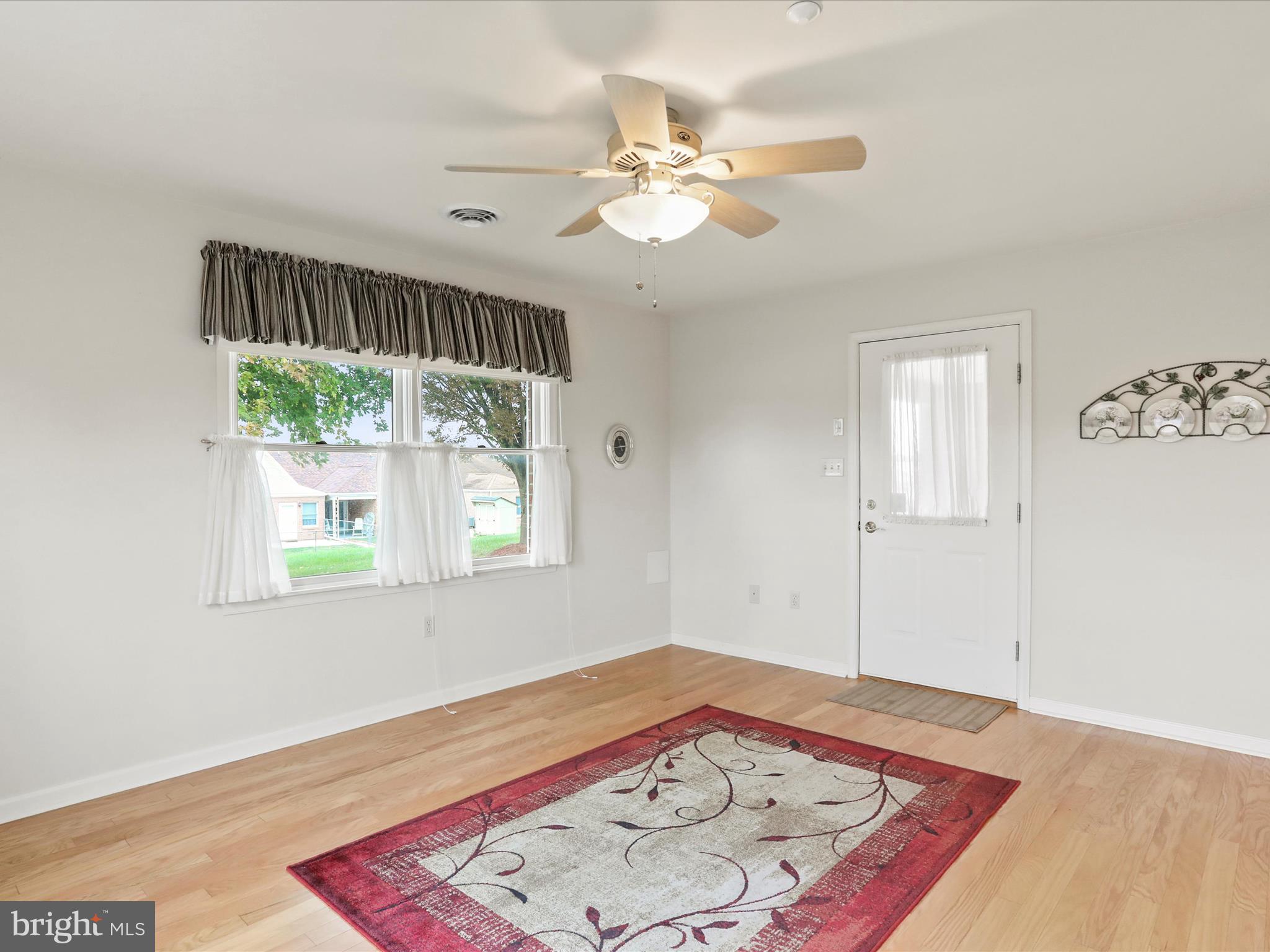 SOUTH POINTE - Residential