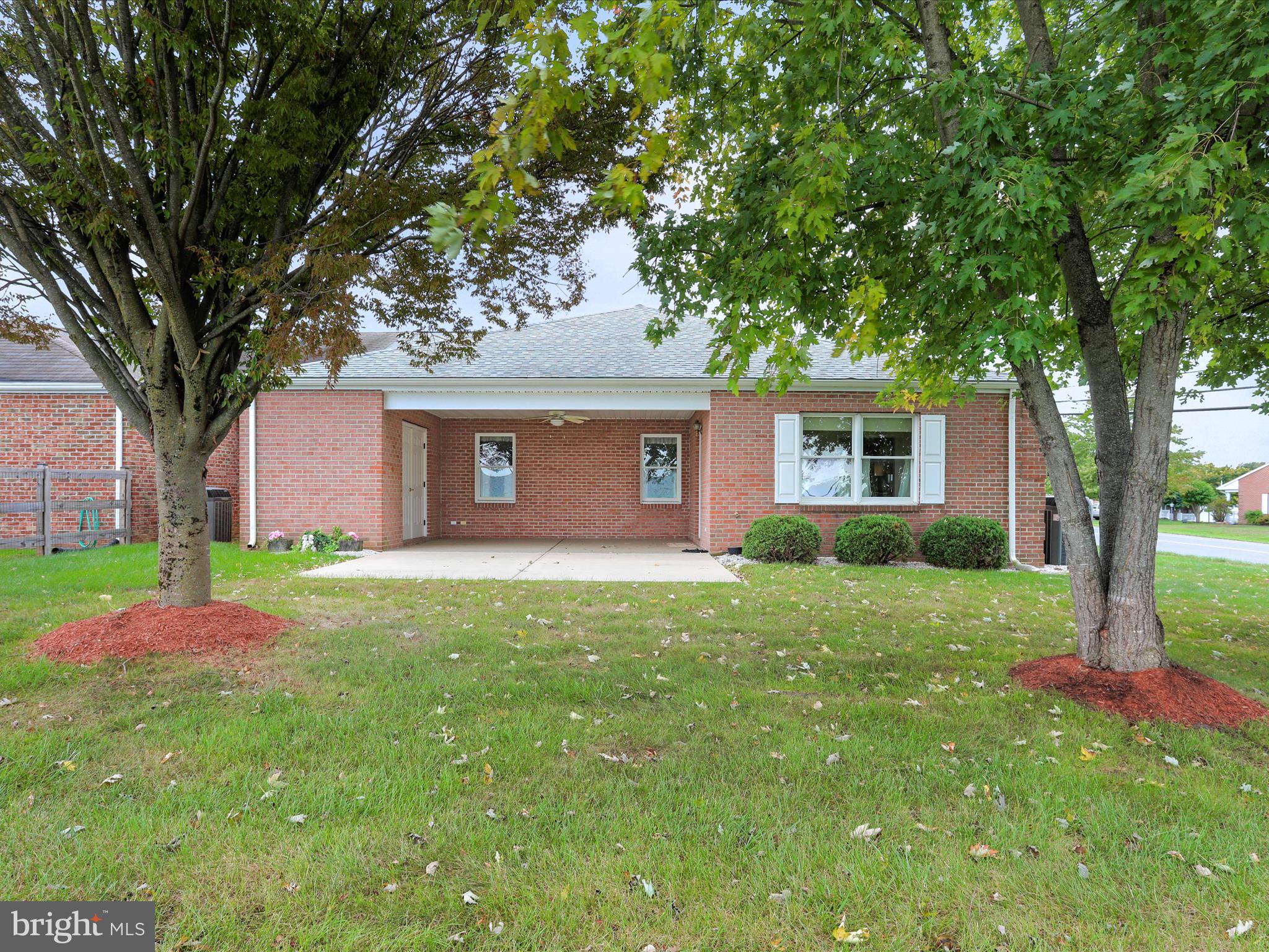 SOUTH POINTE - Residential