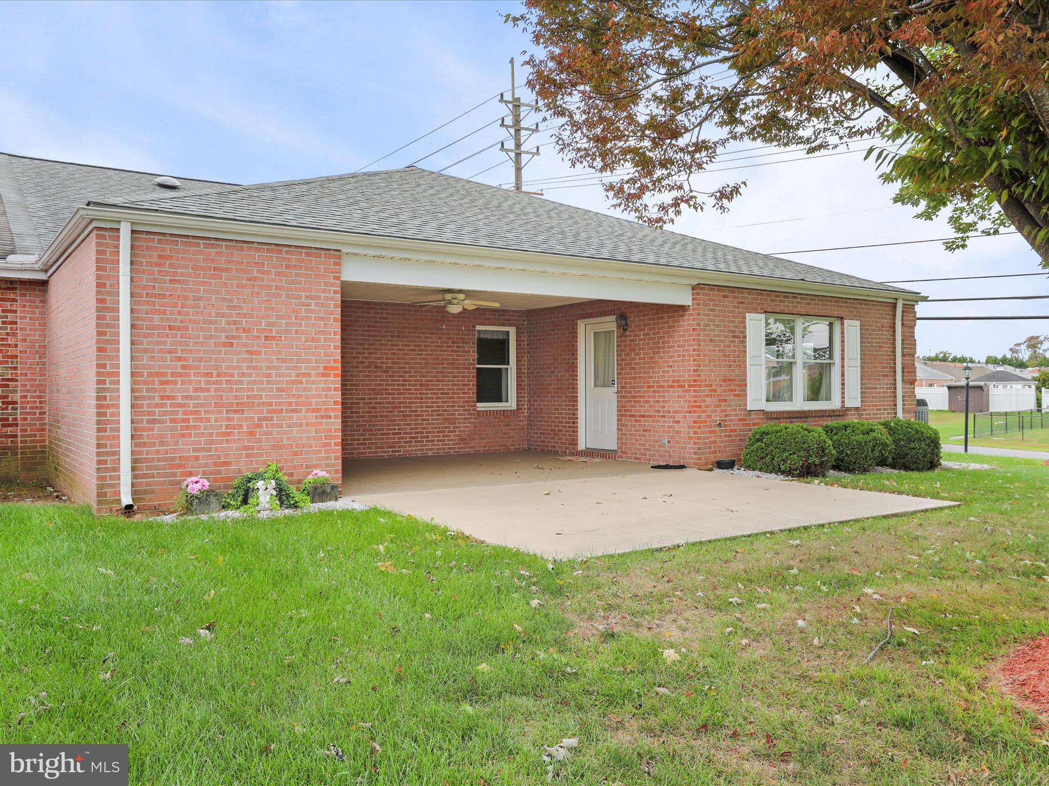 SOUTH POINTE - Residential