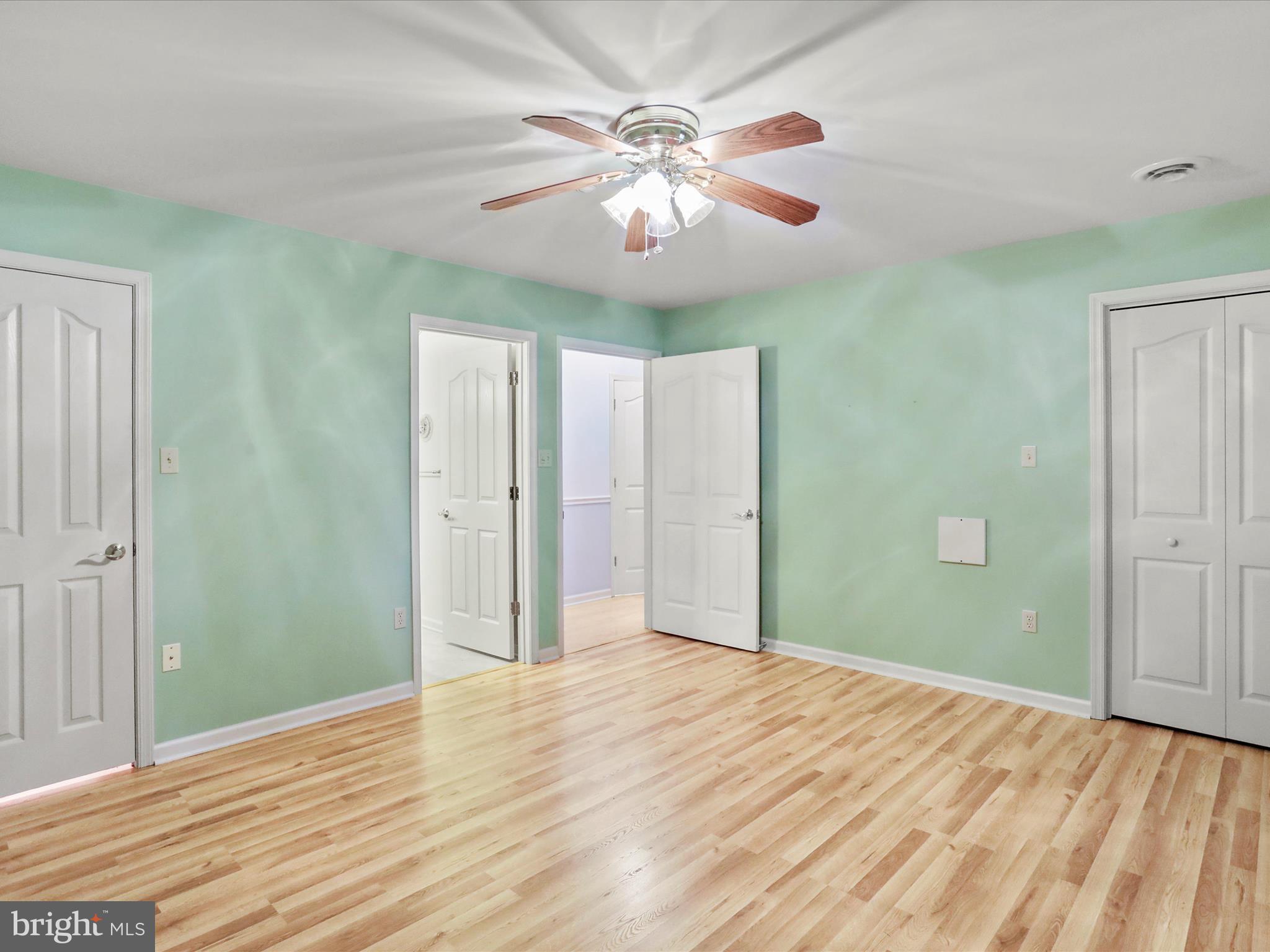 SOUTH POINTE - Residential