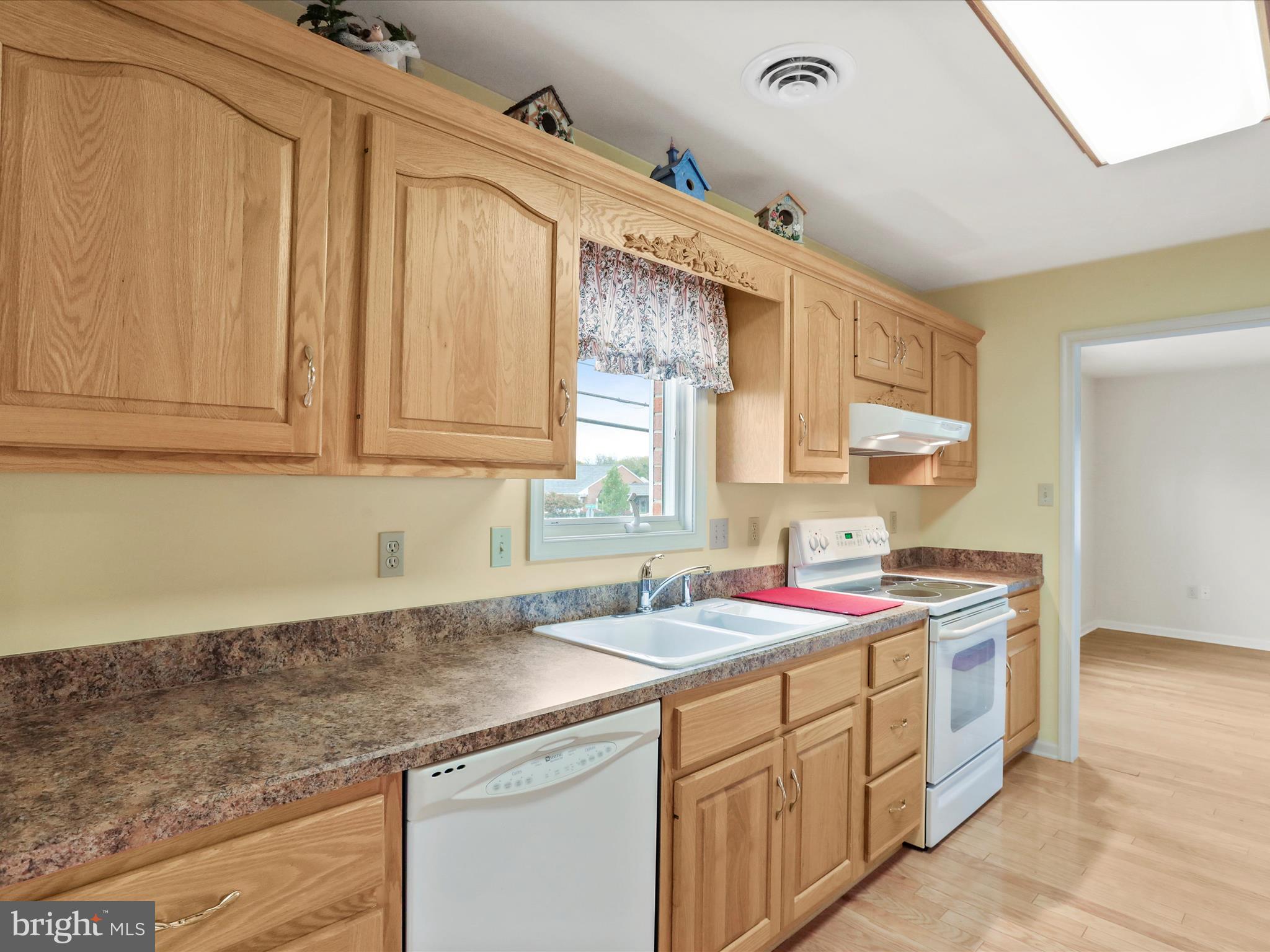 SOUTH POINTE - Residential