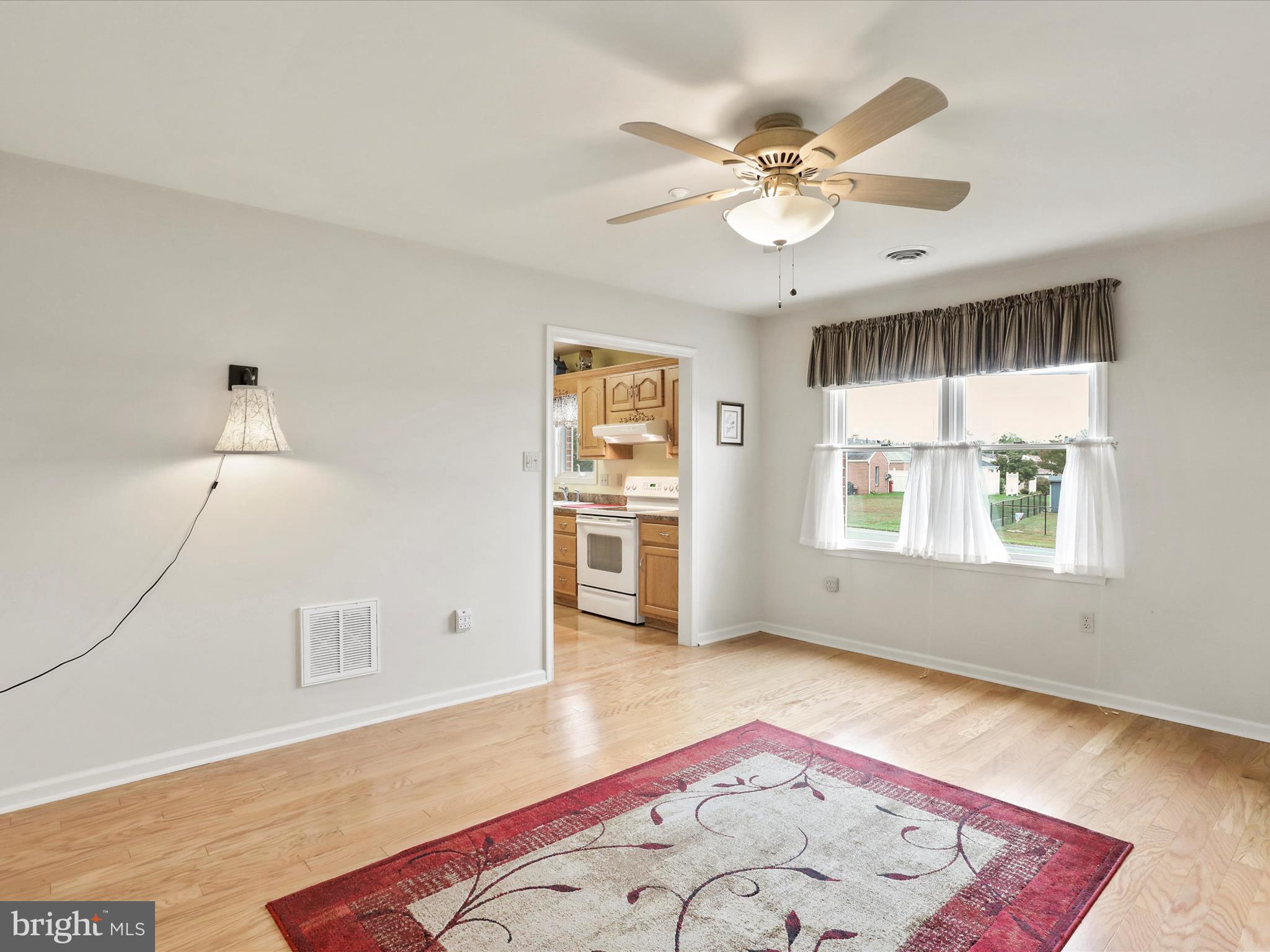 SOUTH POINTE - Residential