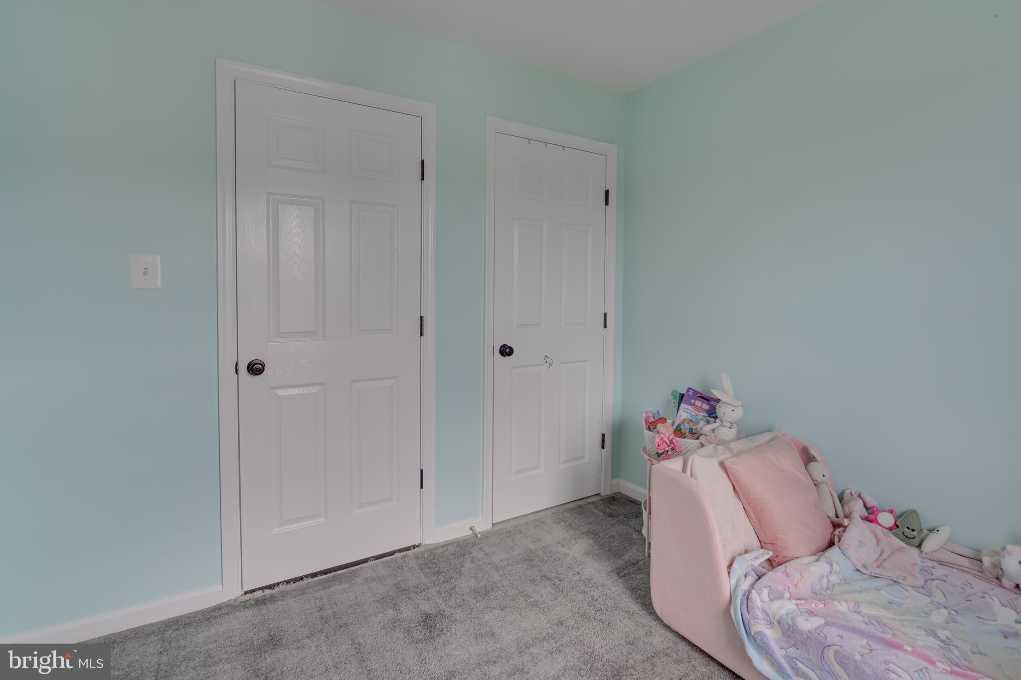 LEE'S RIDGE - Residential